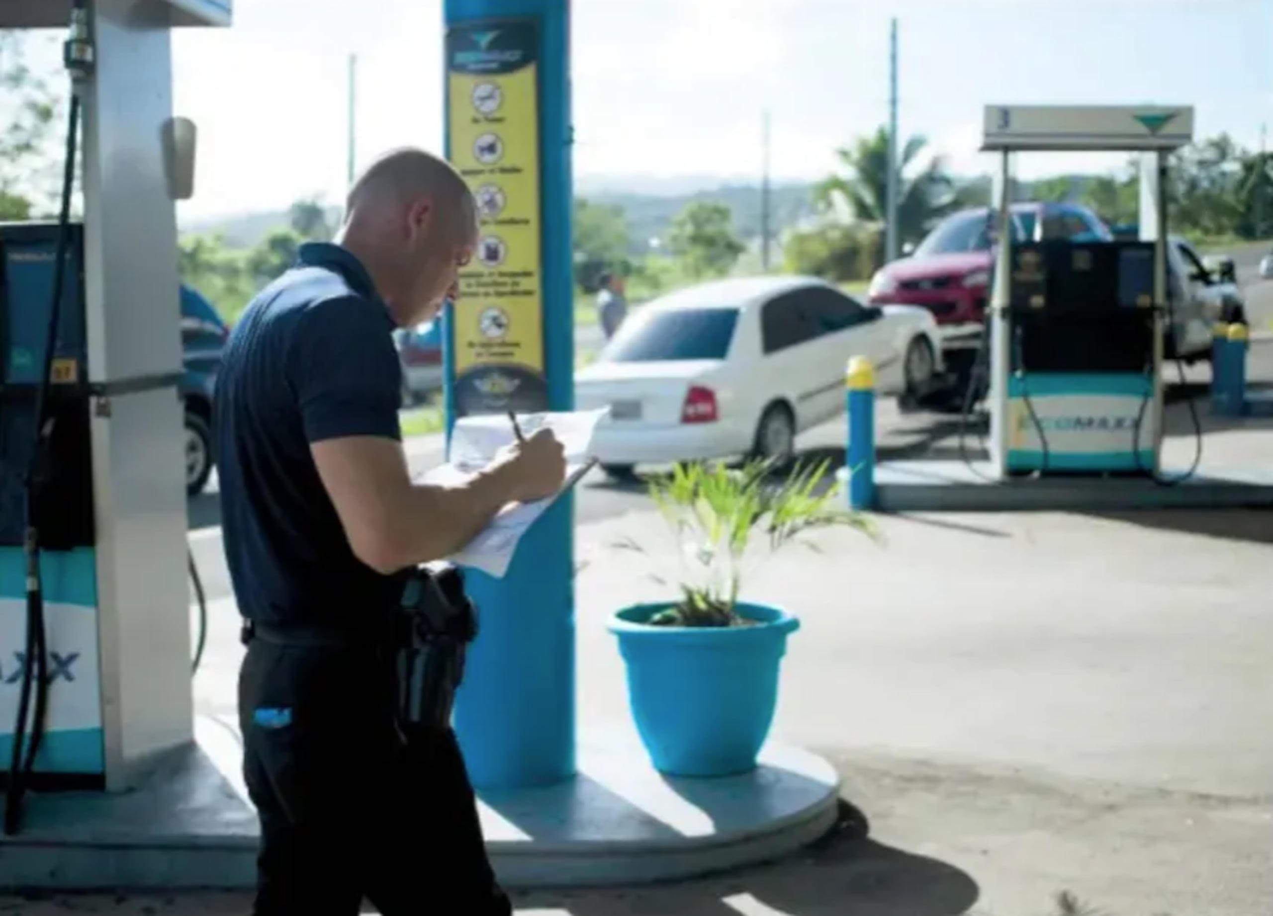 Las cinco personas fueron asesinadas en un tiroteo en los predios de una gasolinera en Corozal en noviembre de 2016.