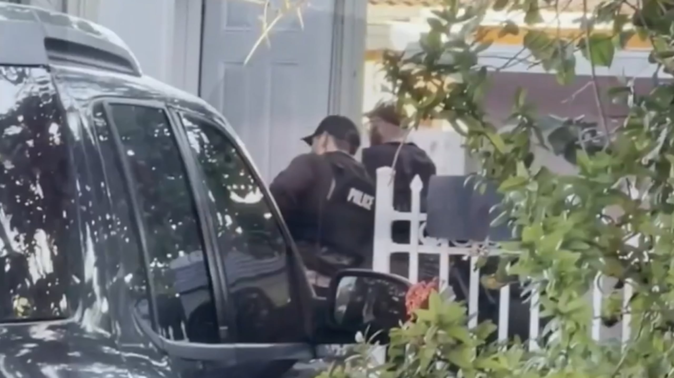 Escena del crimen entre Disputa entre dueño de residencia y su arrendador