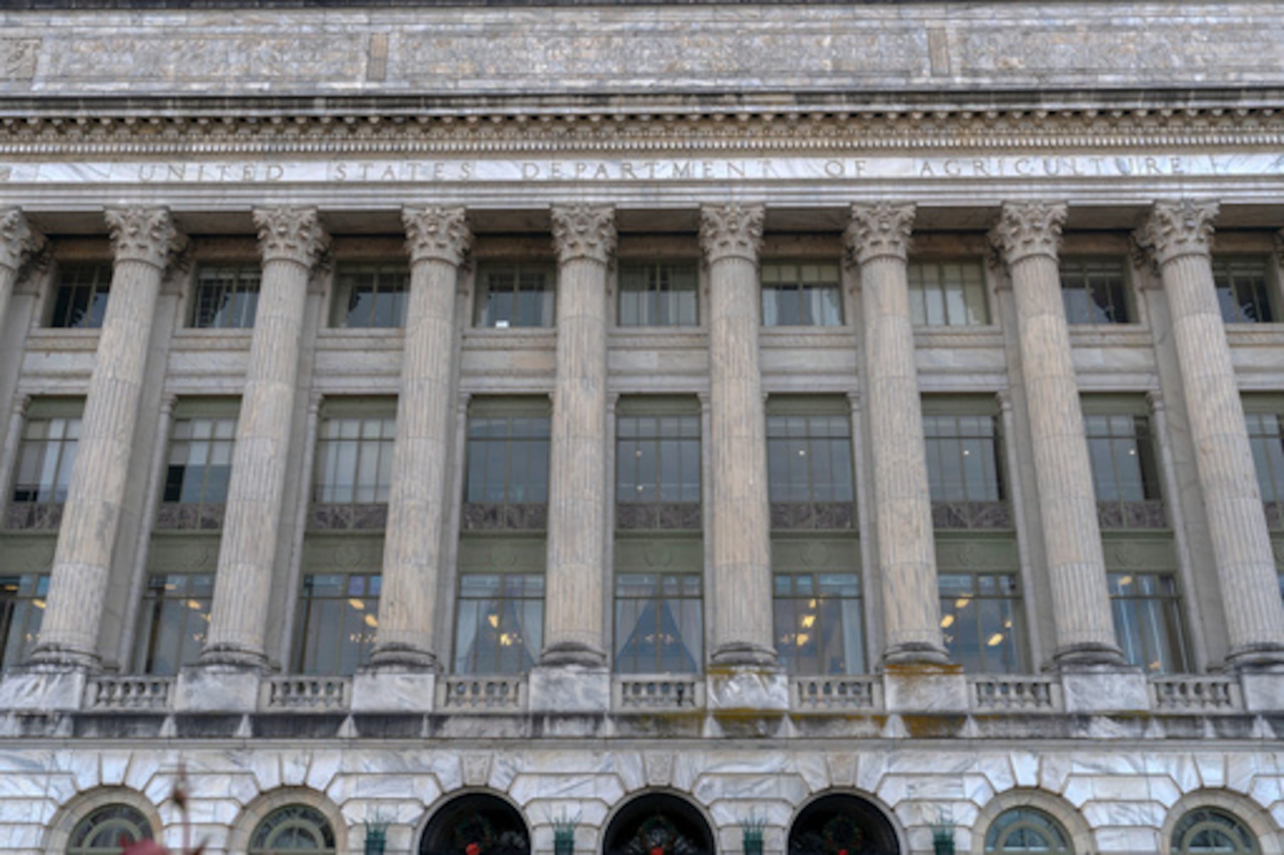 ARCHIVO - El edificio del Departamento de Agricultura de EE. UU. en Washington, el 7 de diciembre de 2024. (Foto AP/José Luis Magana, archivo)