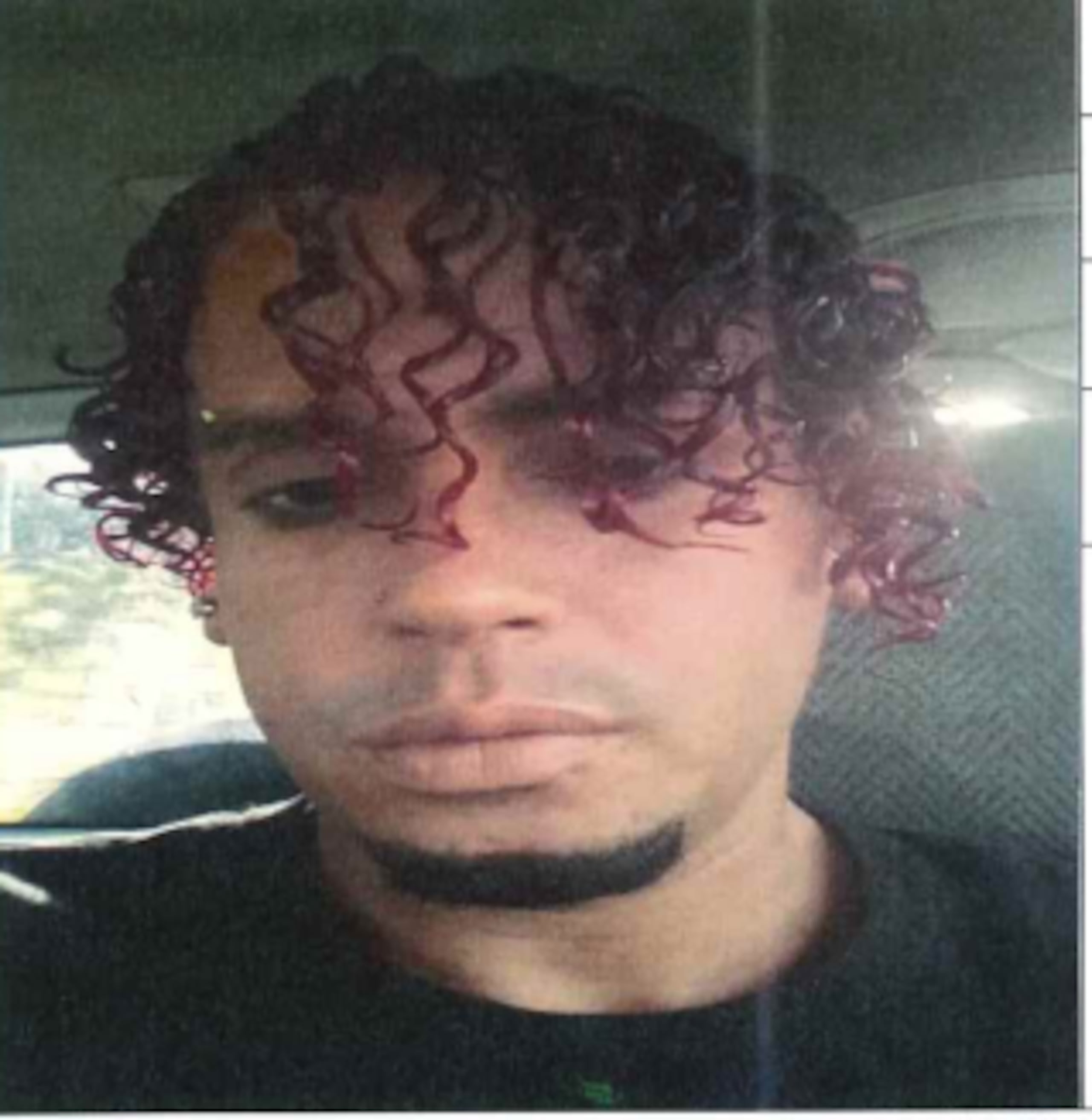 Louis Andrés López Ríos de 33 años, fue visto por última vez en noviembre del año 2023, en los predios de su residencia en la urbanización Villas de Río Grande.