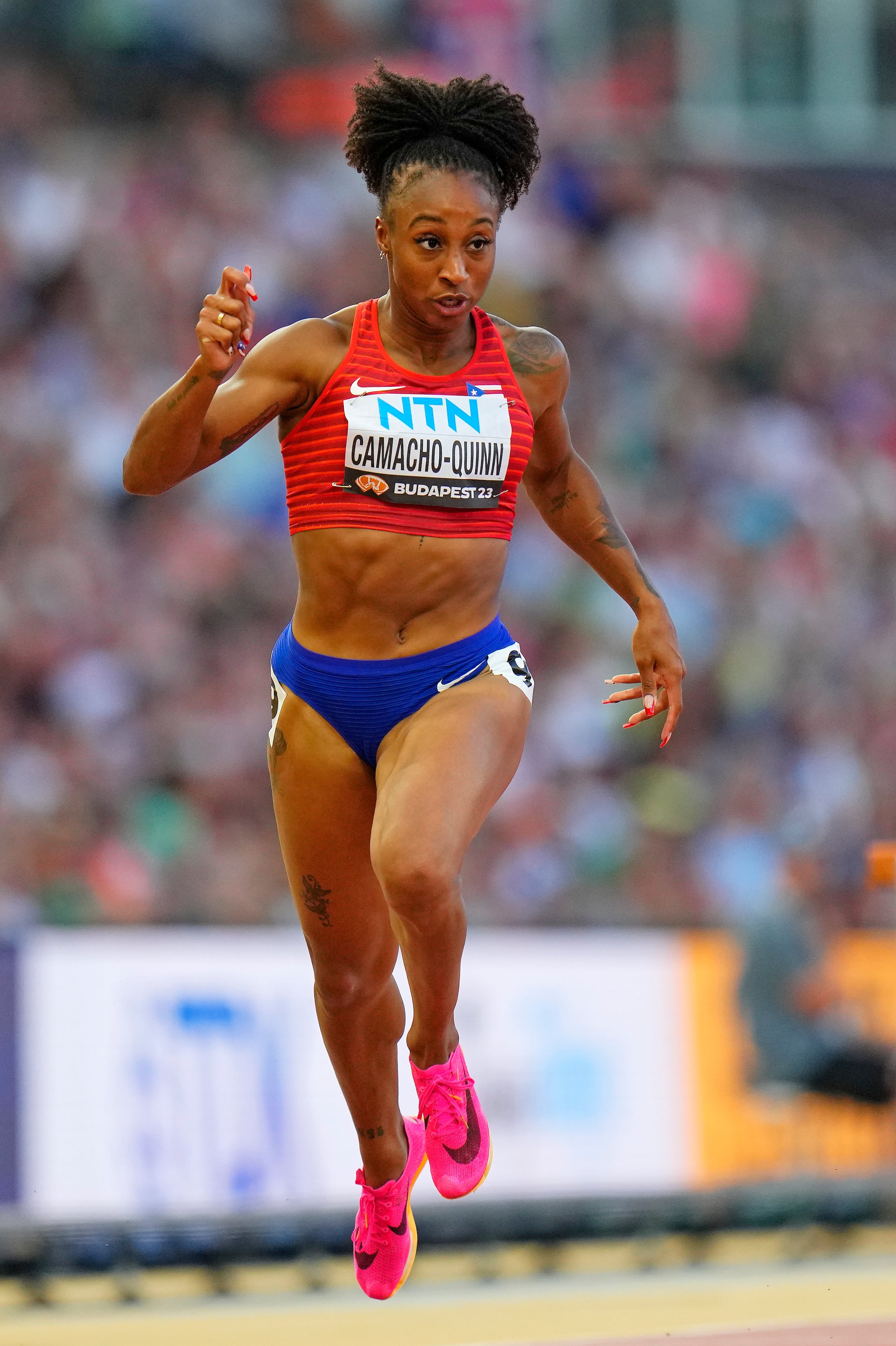 Jasmine Camacho Quinn ganó su serie fácilmente, con un registro de 12.50 segundos.