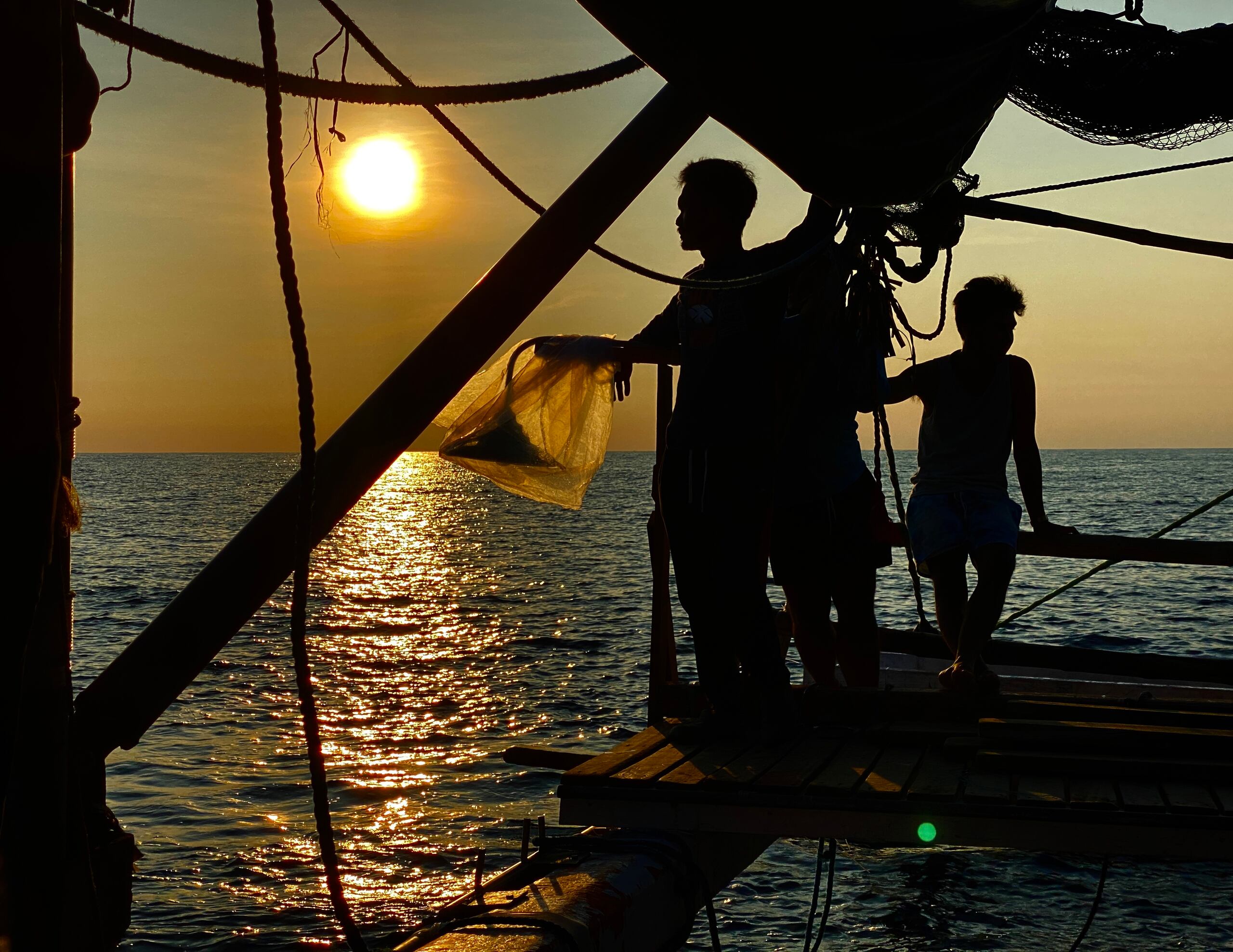 Filipinas y China mantienen una creciente disputa soberanista en el mar del Sur de China, donde en los últimos meses se han multiplicado los enfrentamientos entre buques de ambos países.