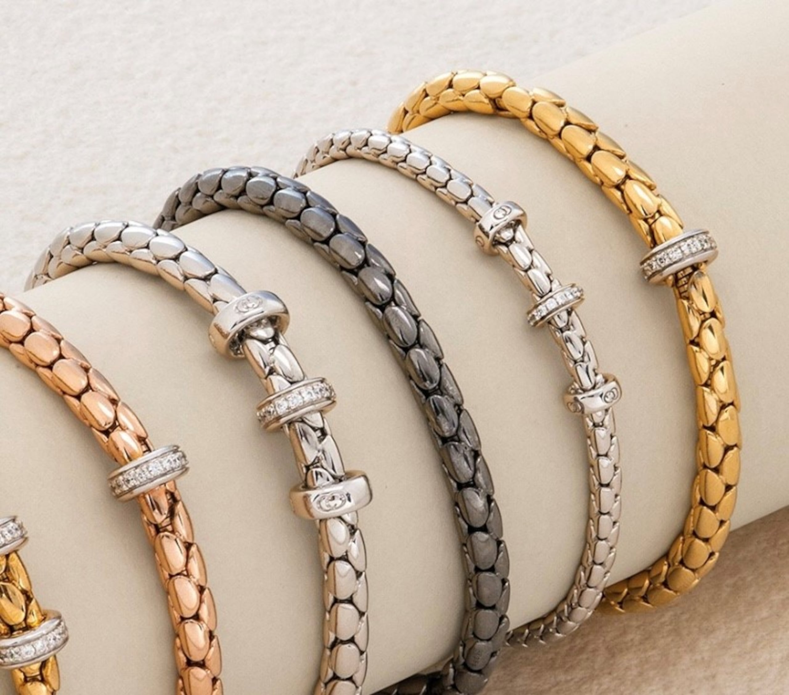 Disponible en Bared Jeweler, en el segundo nivel de The Mall of San Juan.