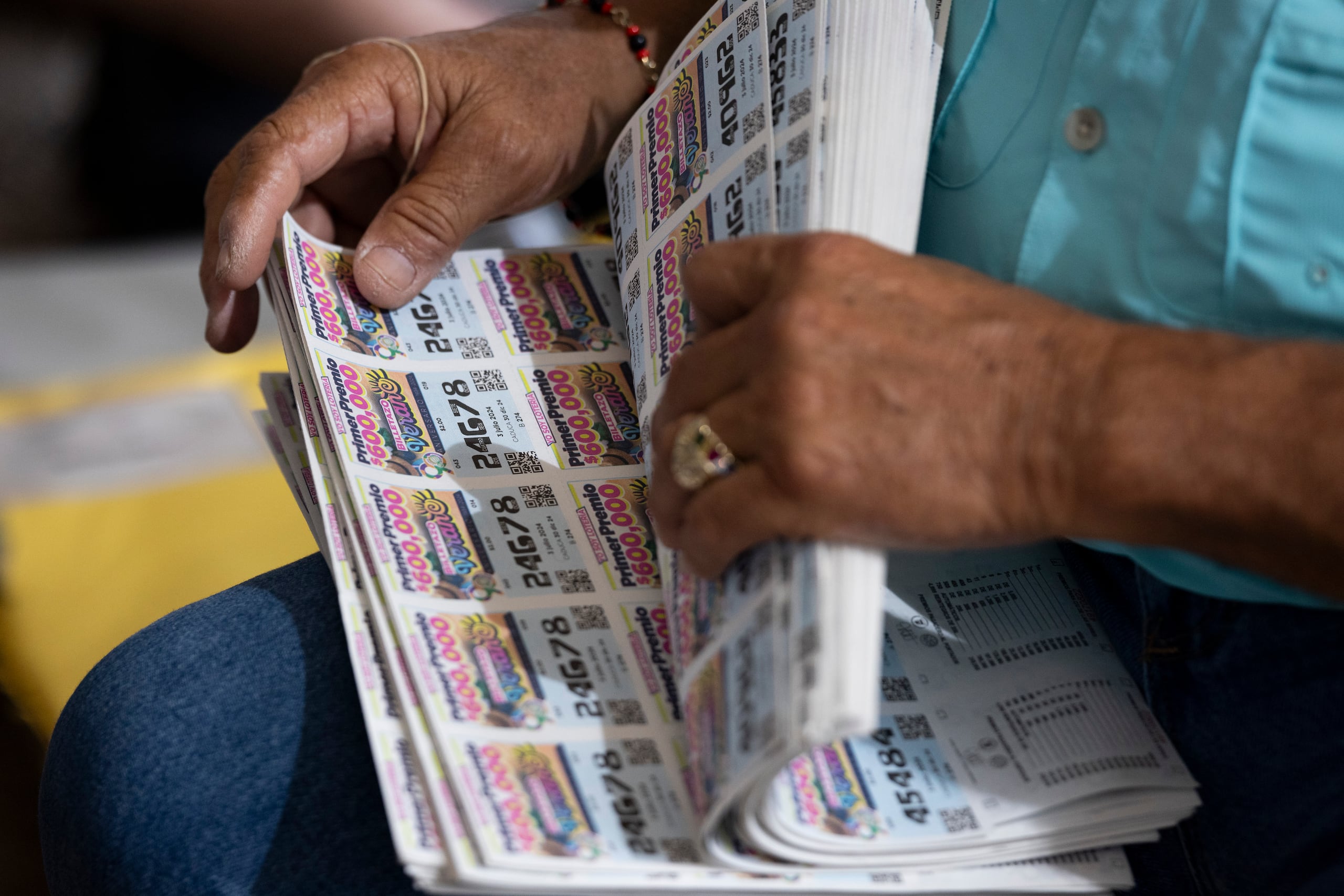Un hombre de 77 años denunció el robo de billetes de lotería tradicional del interior de su vehículo. (Archivo/ GFR Media)