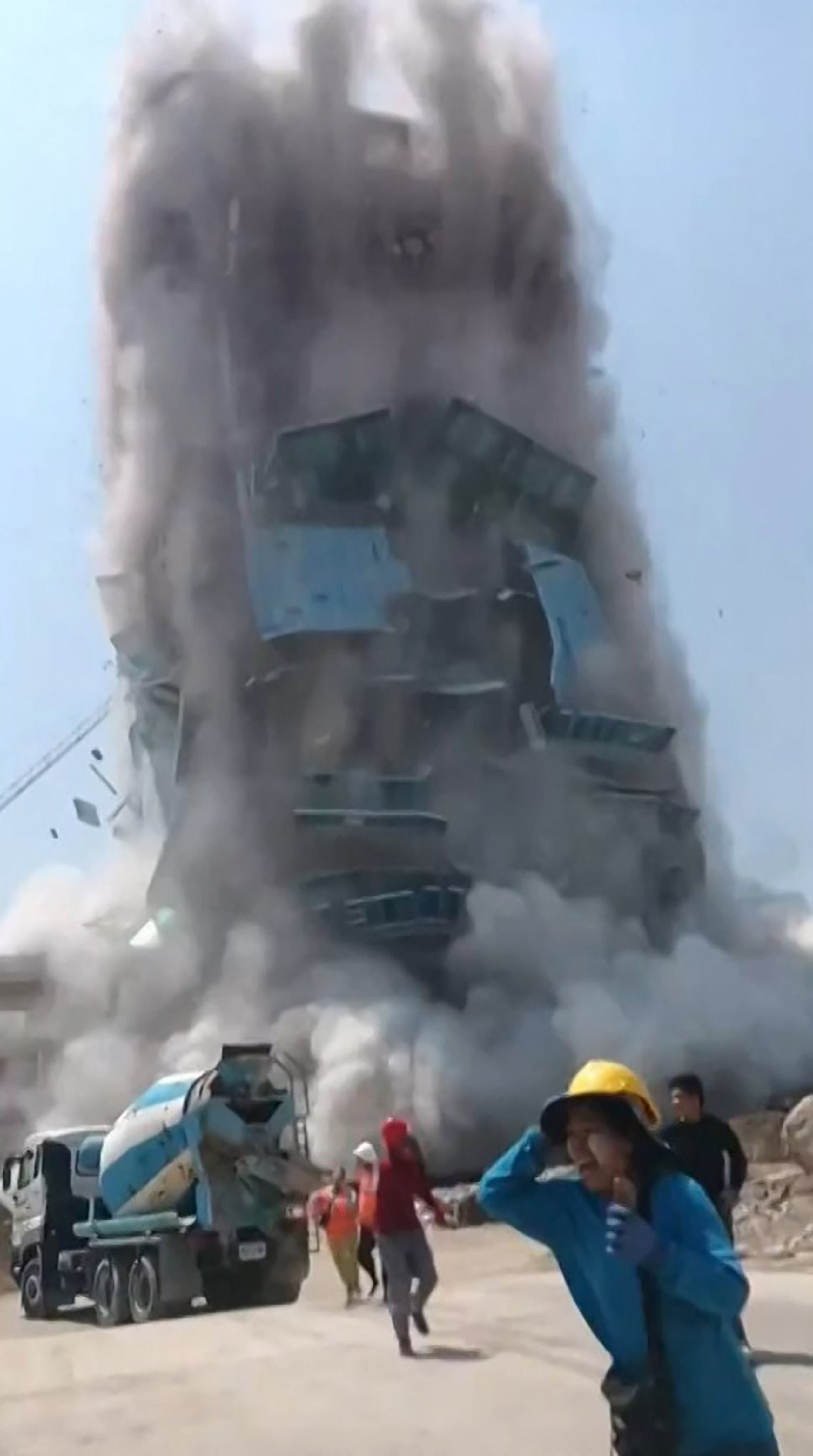 Colapso edificio en Tailandia.
