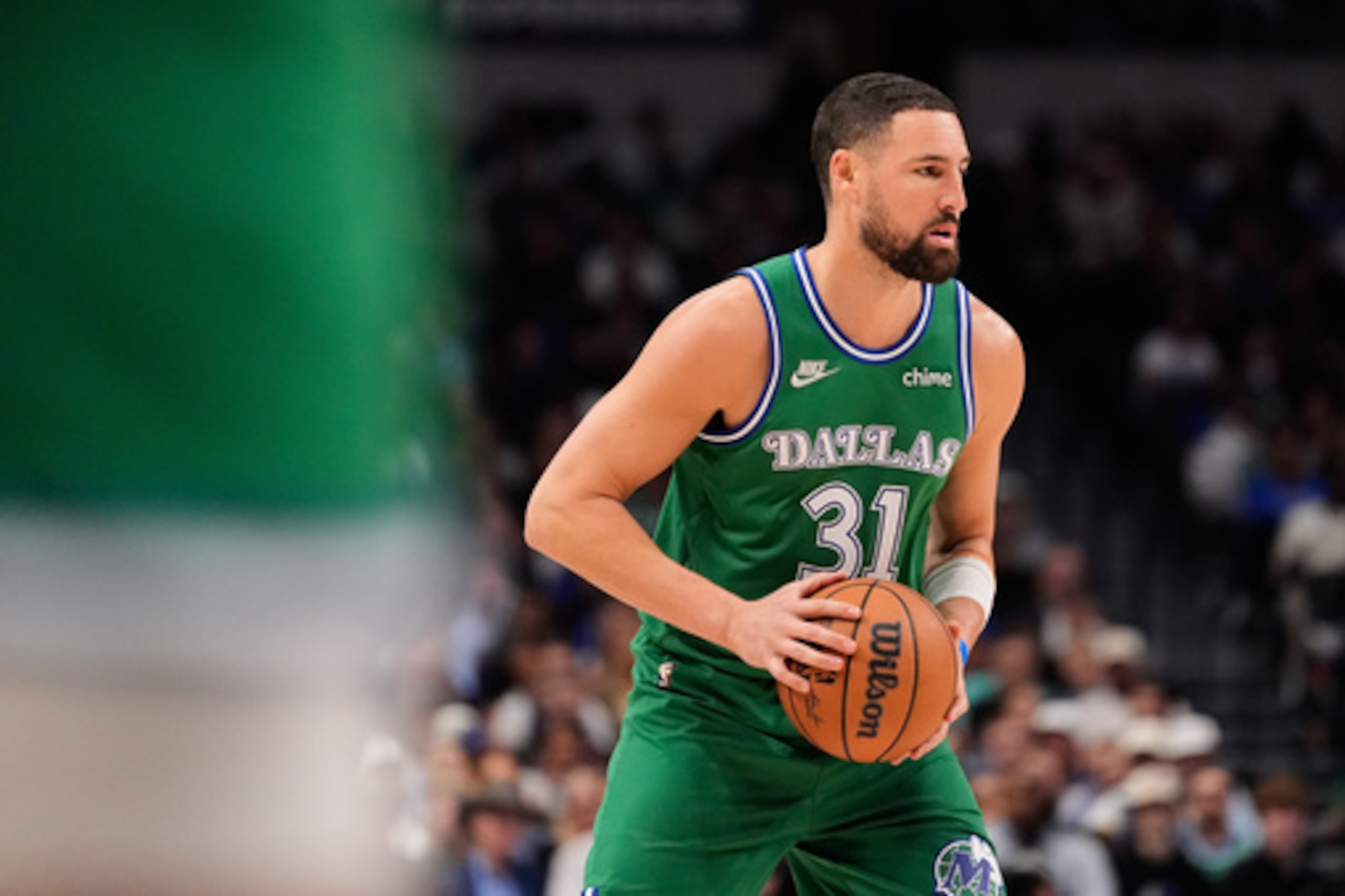 Klay Thompson con el uniforme de los Mavericks de Dallas.