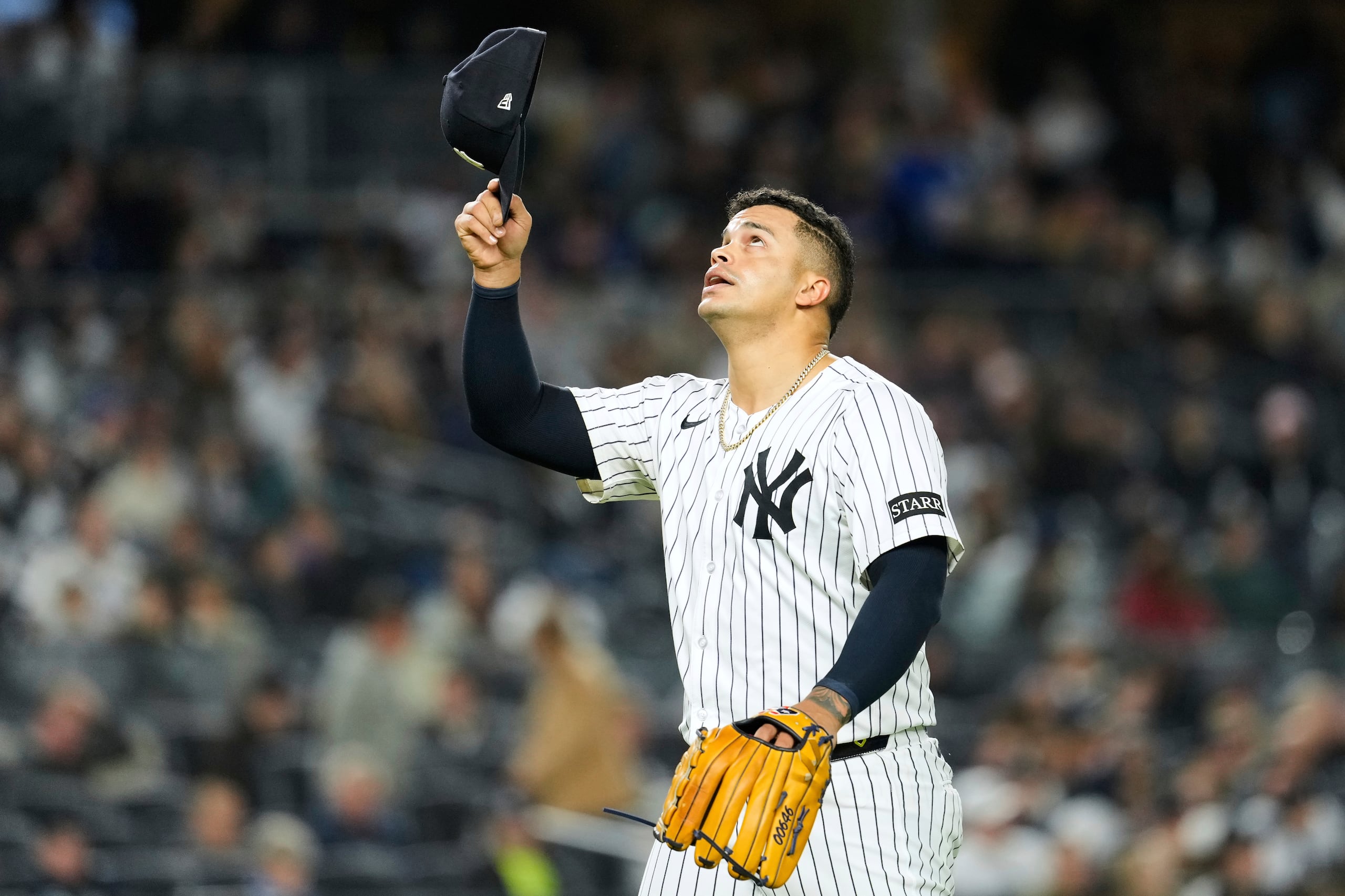 Fernando Cruz durante una de sus apariciones con los Yankees de Nueva York en la temporada 2025 de MLB.