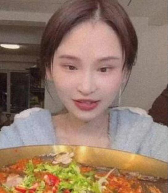 Imagen de la cobertura de: Muere Ganfan Yingying, influencer de mukbang, a los 24 años