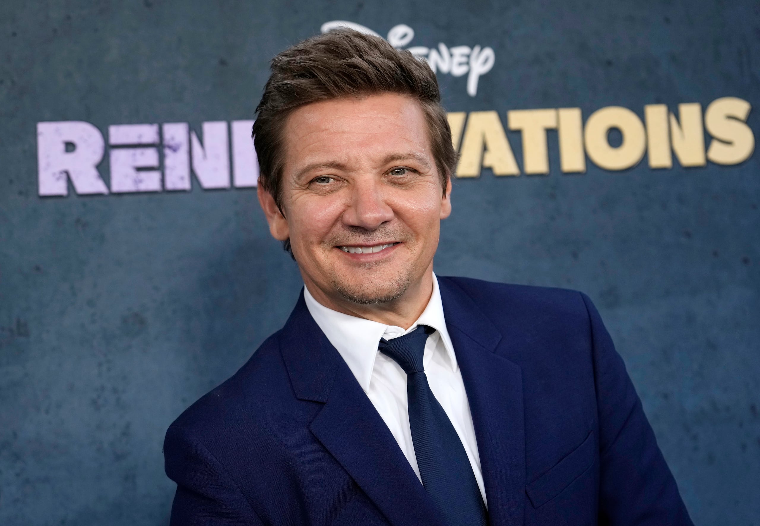 Jeremy Renner.