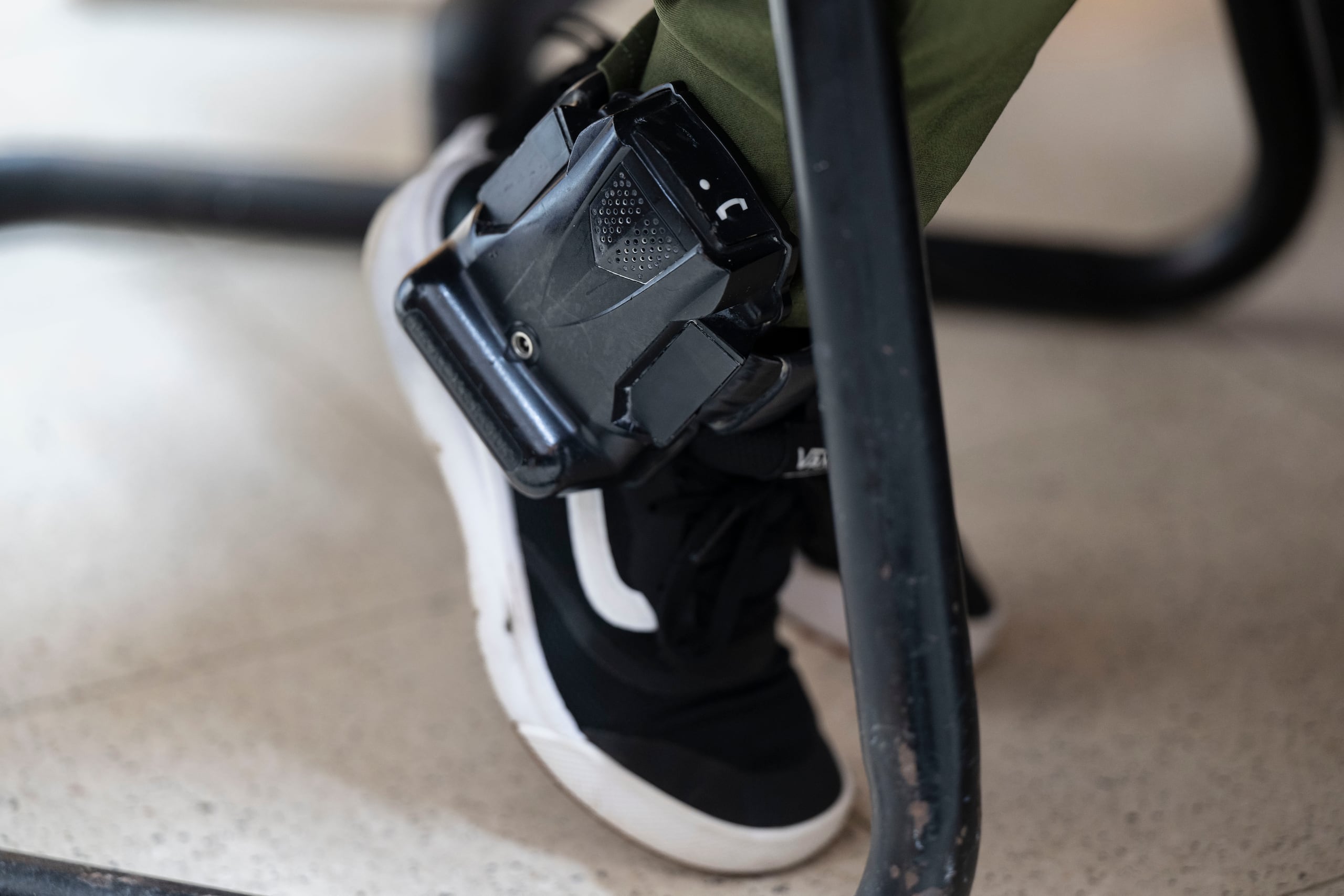 La imputada quedó en libertad bajo fianza.