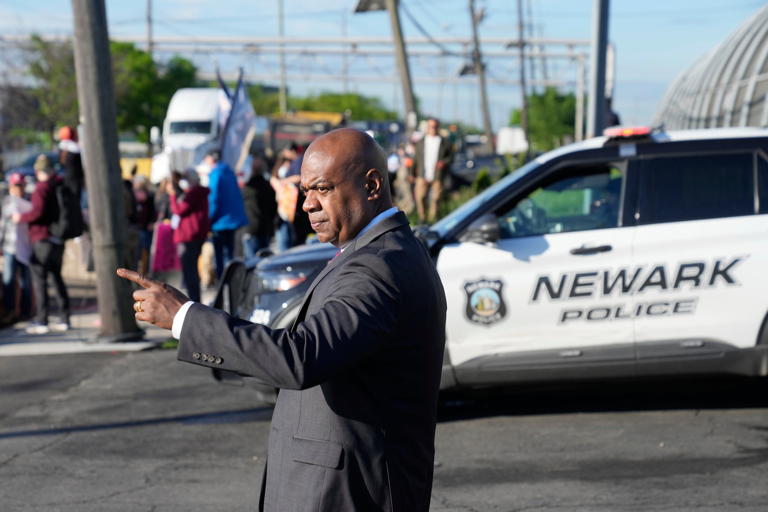 Baraka, quien aspira a convertirse en gobernador de Nueva Jersey, ha abrazado la lucha contra las políticas anti inmigración de Trump.