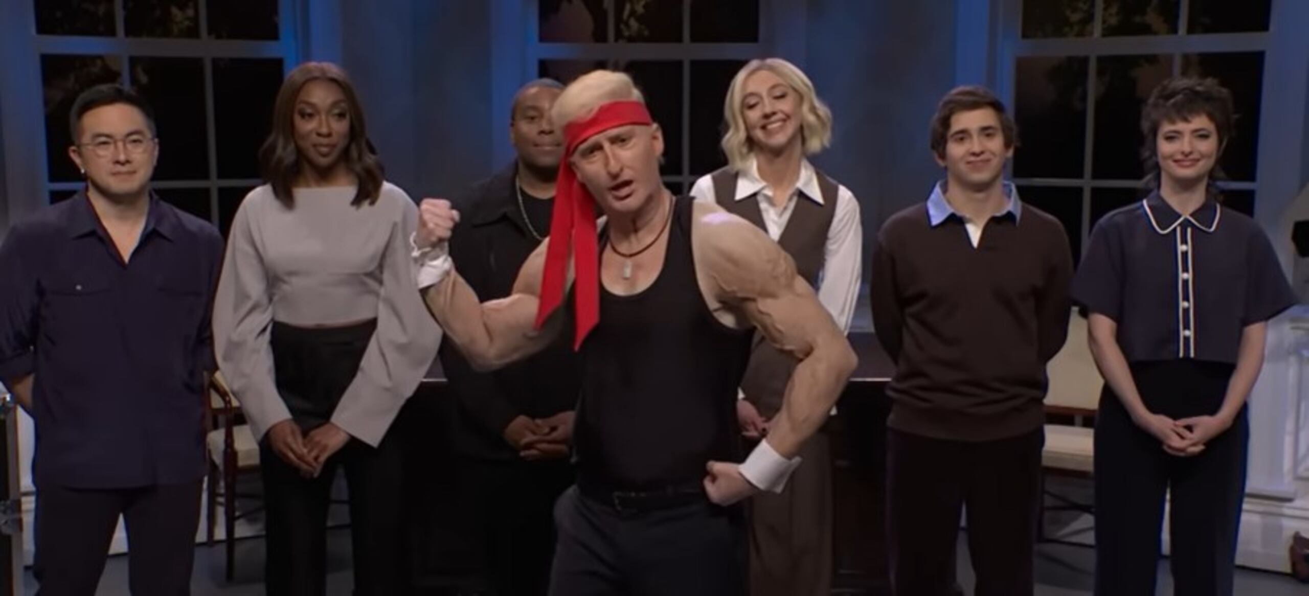“Hot, Jacked Trump”, un Trump con cuerpo de Adonis, es interpretado por James Austin.