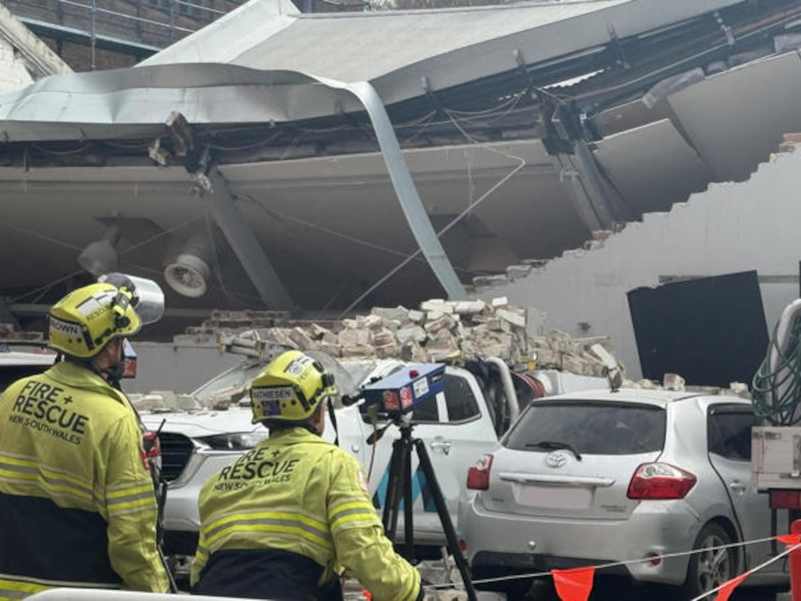 El colapso de un edificio deja dos heridos graves en el centro de Sídney
