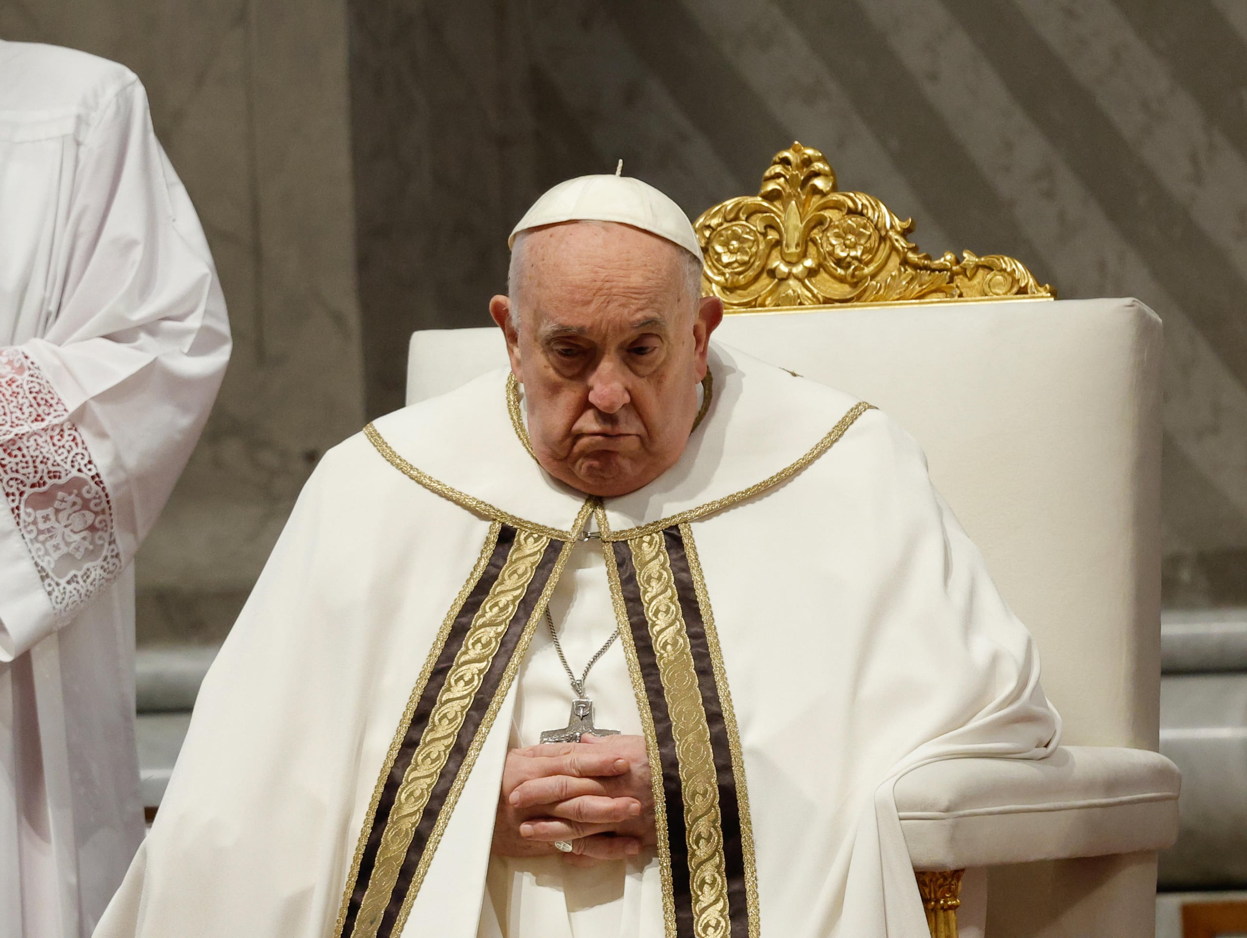 El papa Francisco preside la misa Crismal el Jueves Santo en la Basílica de San Pedro de la Ciudad del Vaticano, 28 de marzo de 2024. EFE/EPA/GIUSEPPE LAMI