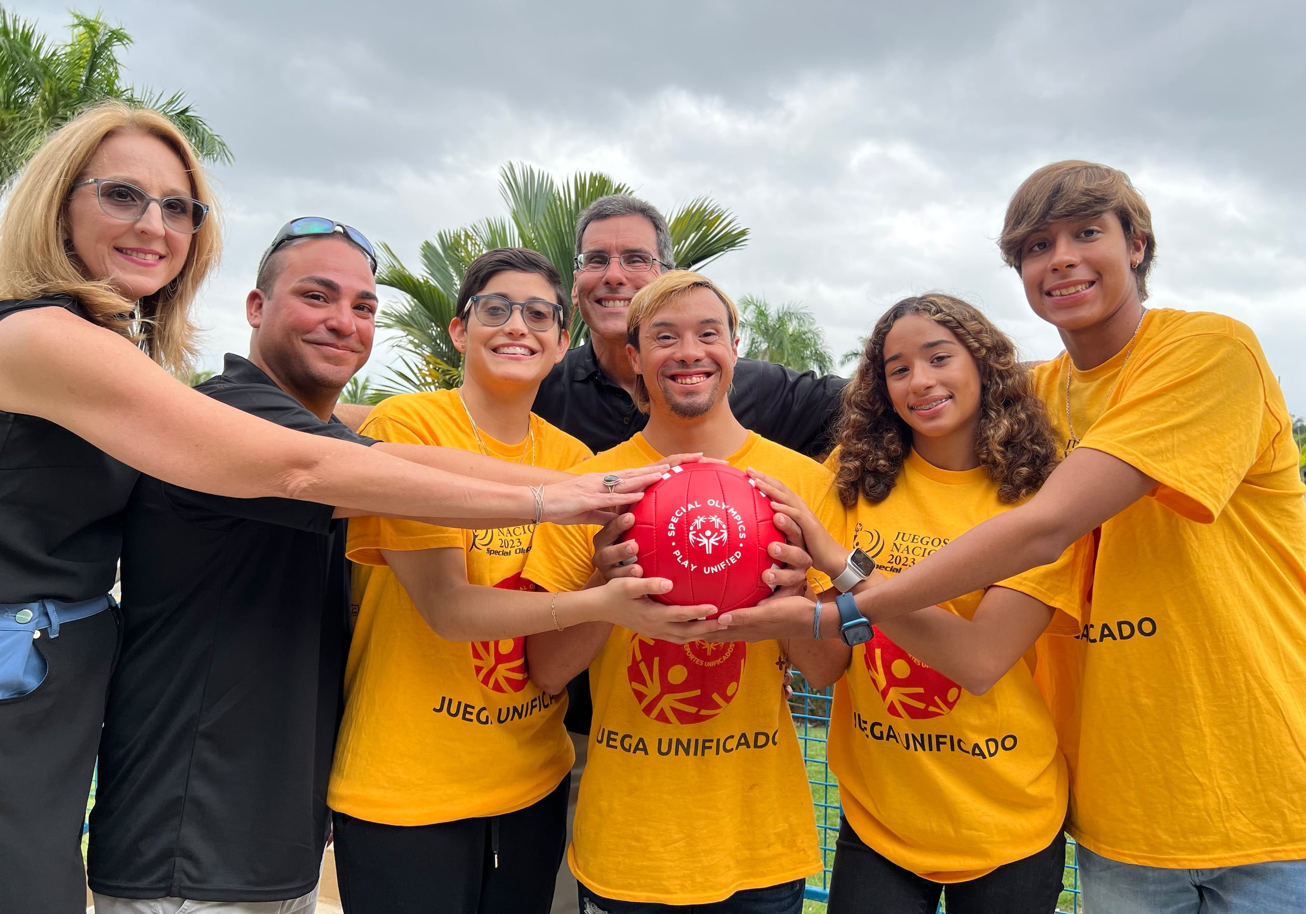 Nadadores de Special Olympics Puerto Rico participarán a modo de relevo con atletas de la Federación Puertorriqueña de Natación.