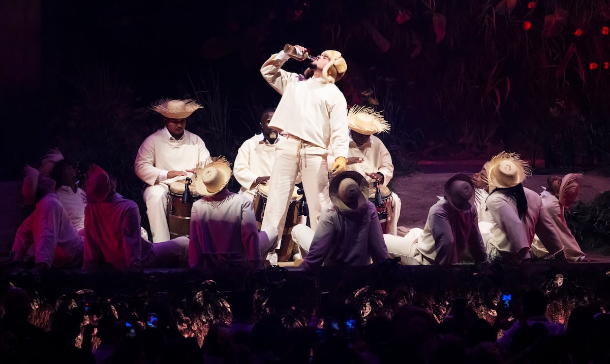 Bad Bunny en el Choliseo: 6 Imprescindibles para Vivir la Experiencia al Máximo