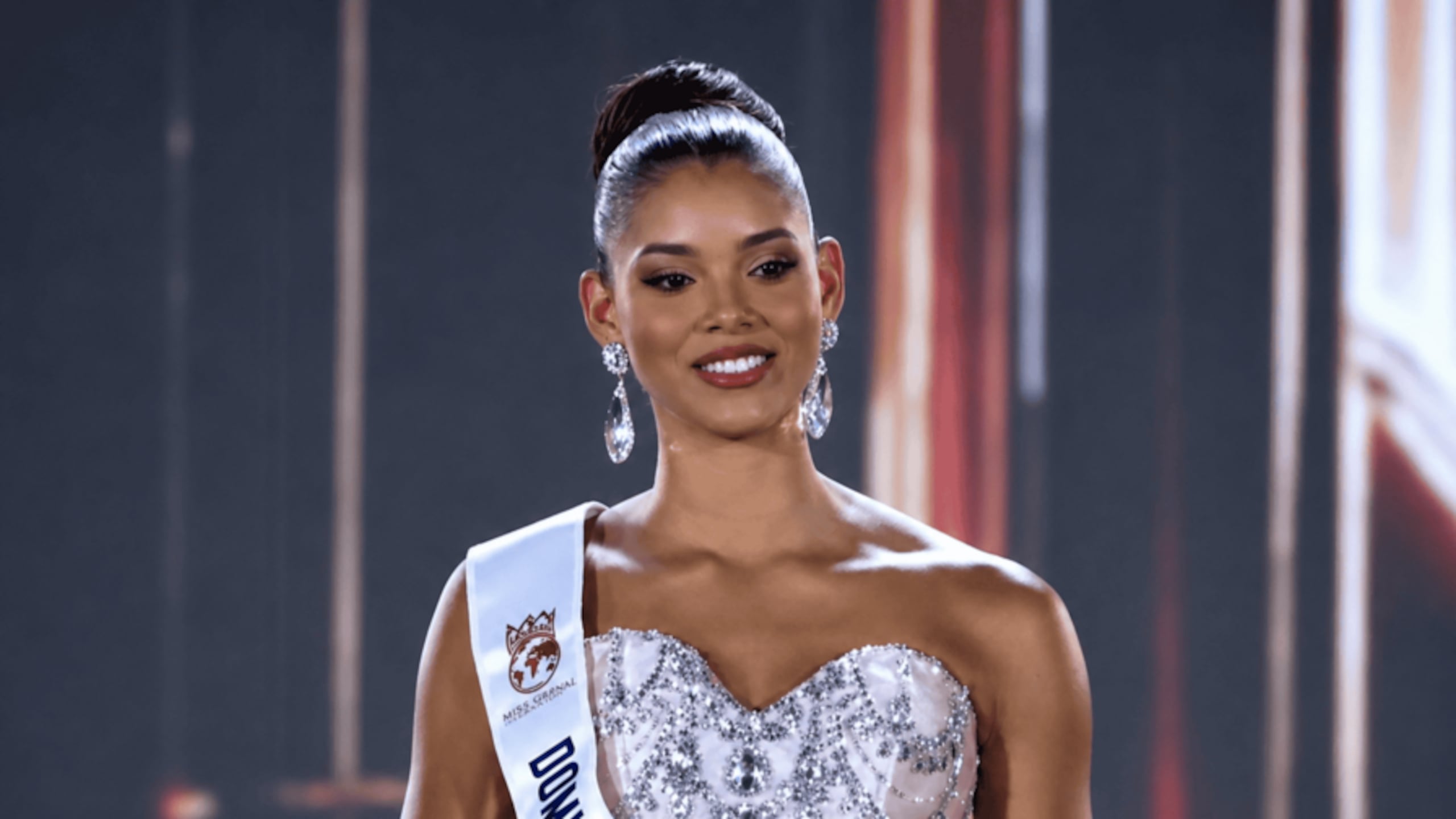 La nueva Miss Mundo 2026, Joheirry Mola, de República Dominicana.