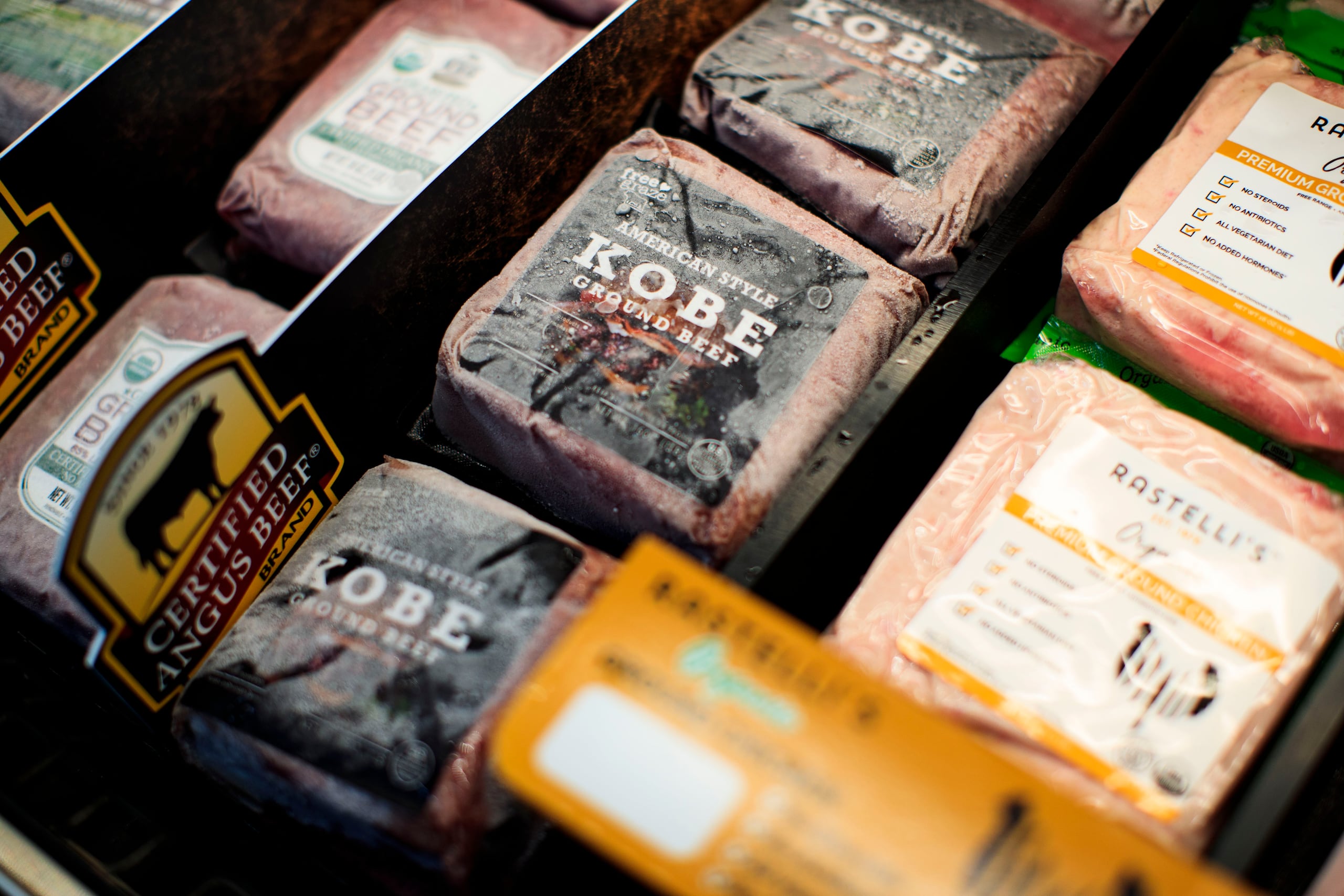 La medida elimina el requerimiento de exhibir precios unitarios en productos básicos.