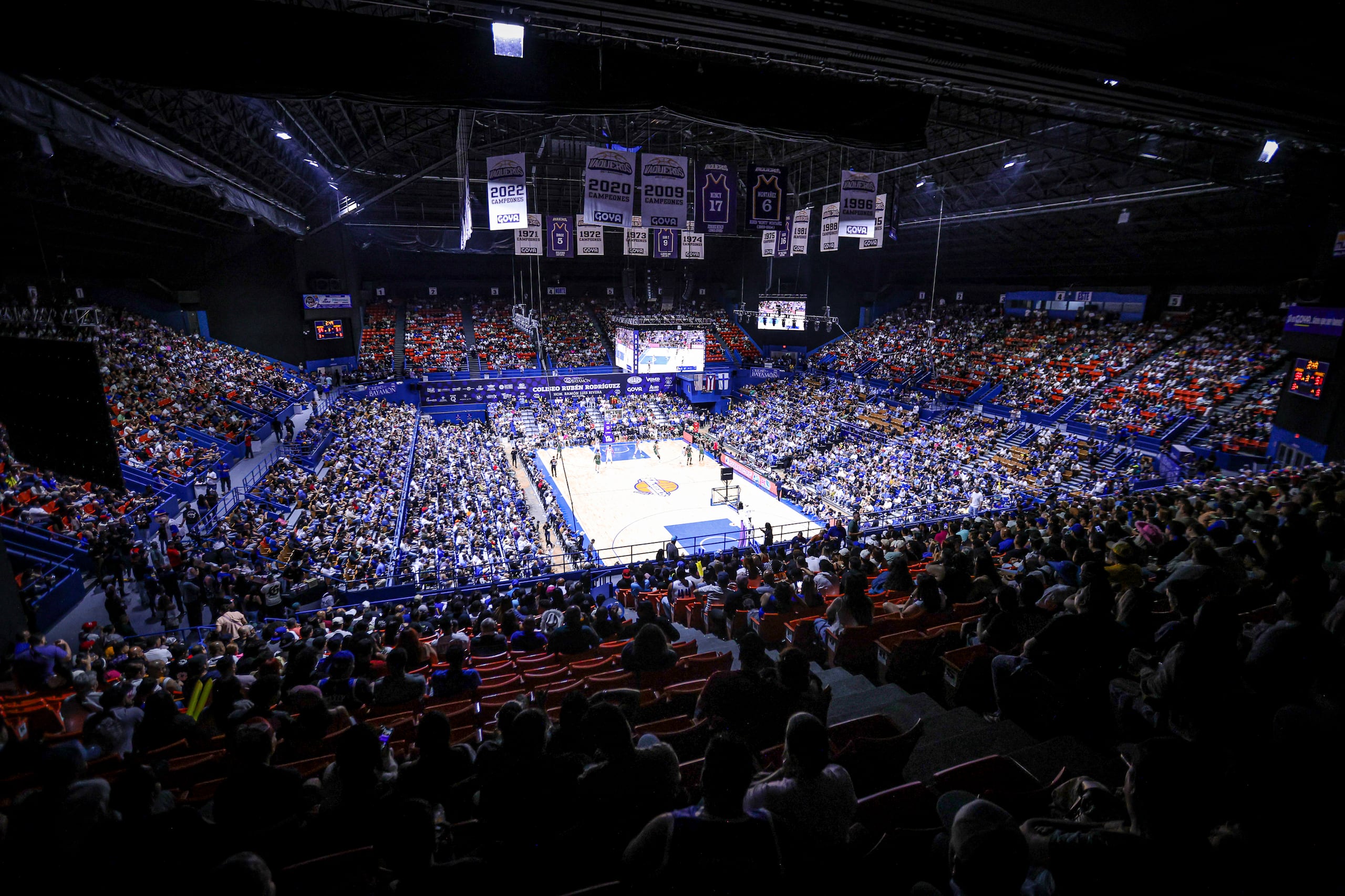 El Coliseo Rubén Rodríguez, hogar de los Vaqueros de Bayamón en el BSN.