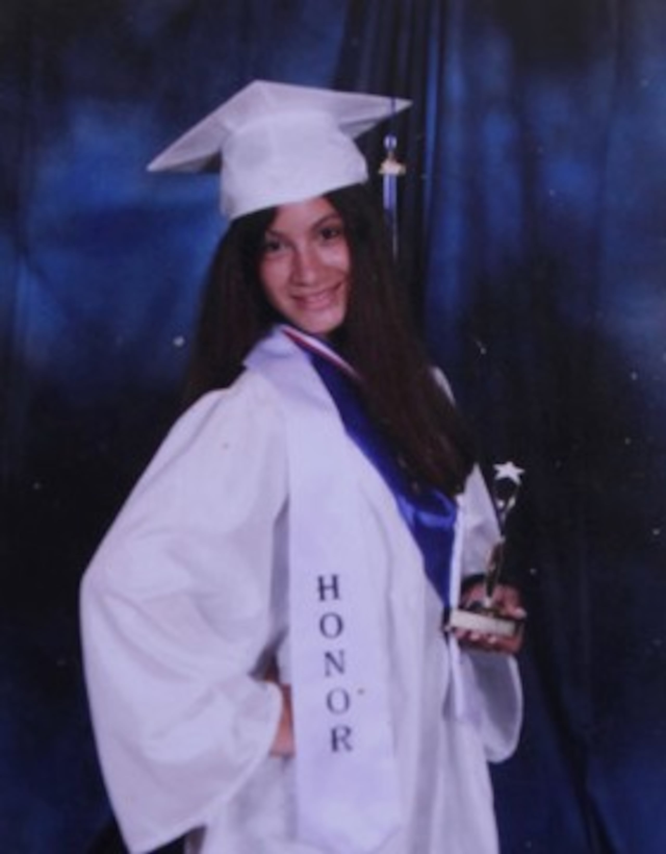 La Policía investiga un nuevo dato sobre la investigación para esclarecer el caso de la muerte de Karla Michelle Negrón Vélez, la joven adolescente de 15 años que fue víctima fatal de una bala “perdida” en la Despedida de Año.