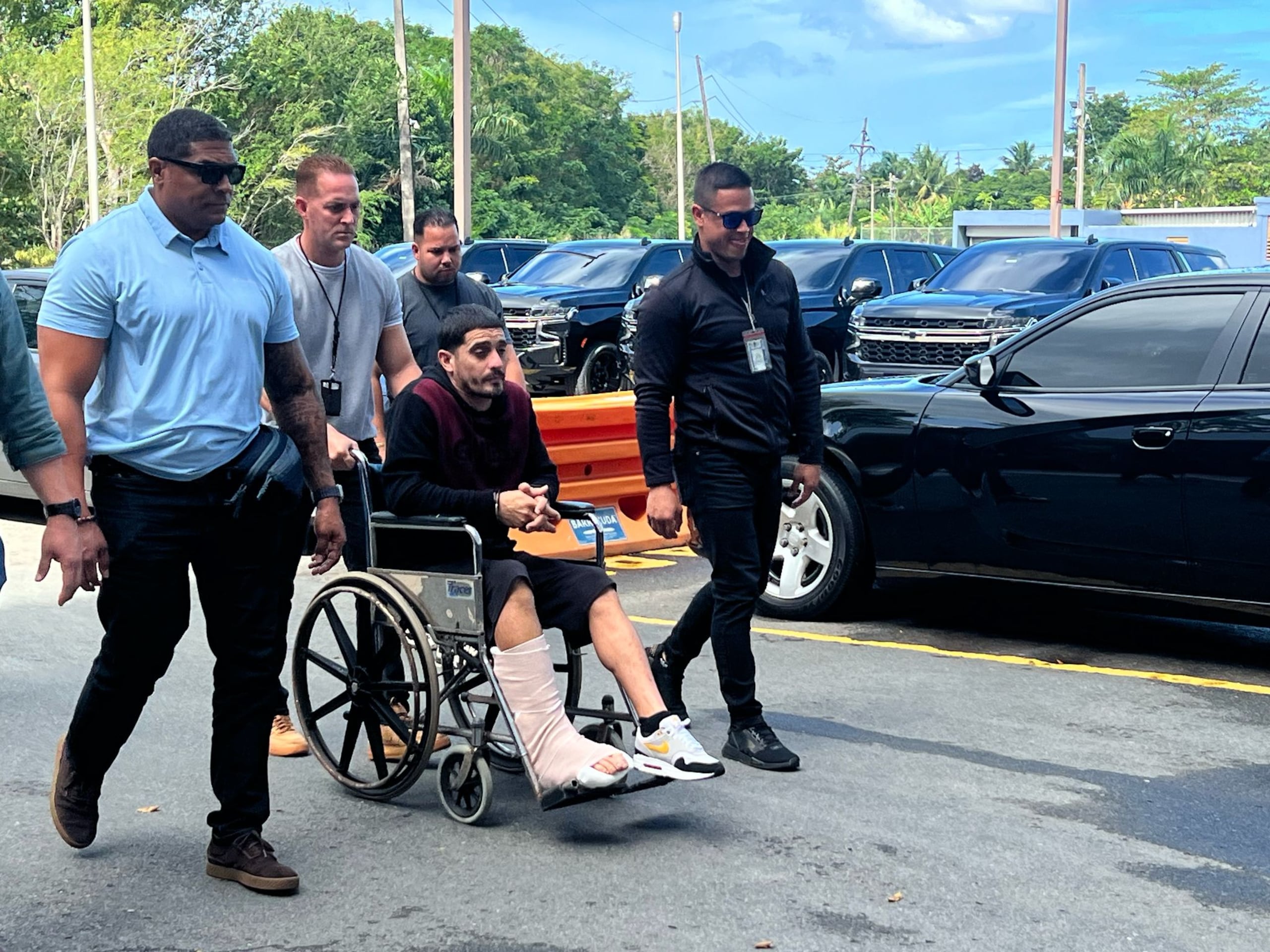 Contra Joel Rodríguez Madera, de 38 años, pesaban dos órdenes de arresto, con fianzas ascendentes a $2 millones 450 mil.