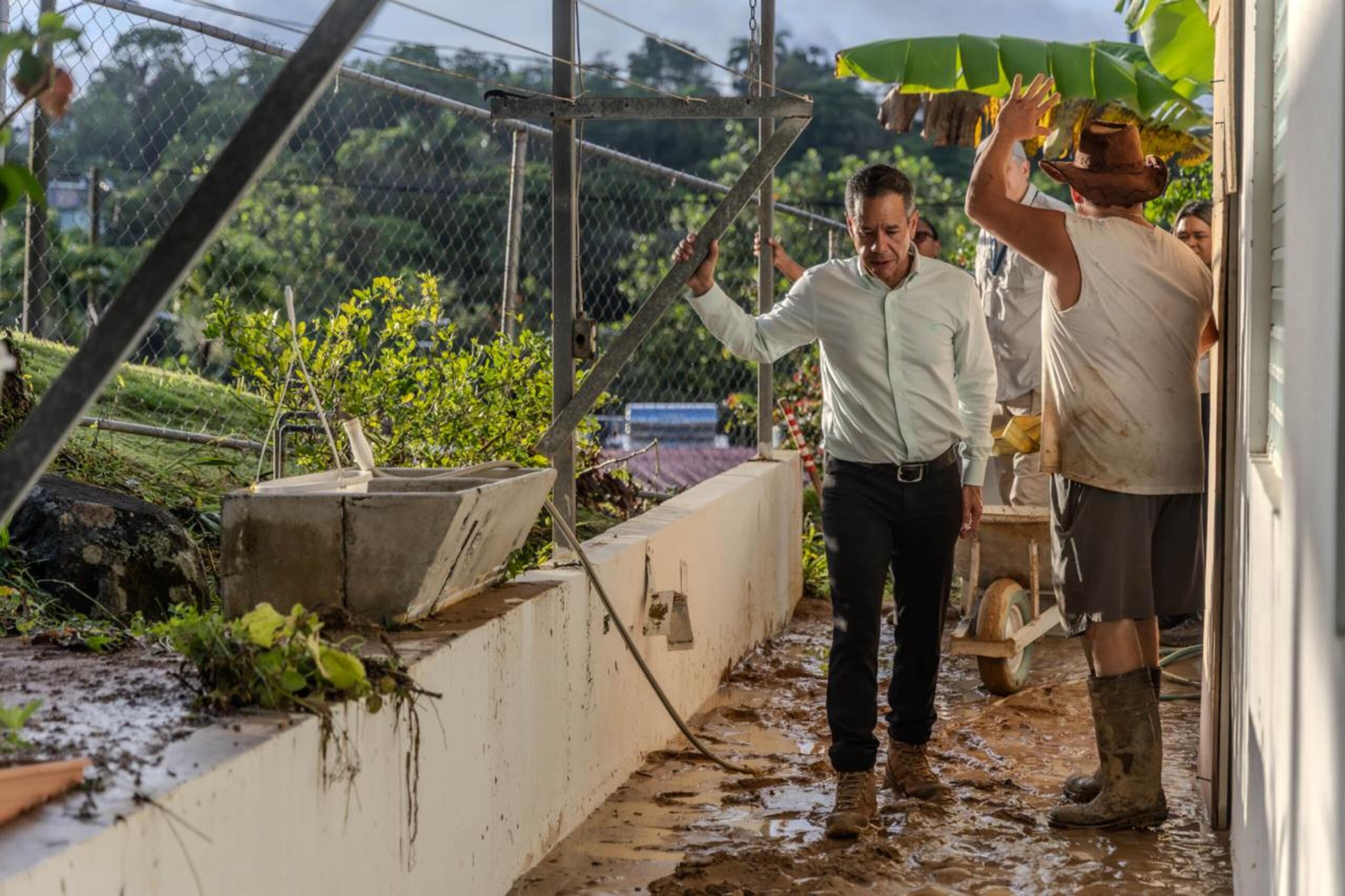 El Municipio de San Juan recibió una gran cantidad de precipitación en un terreno ya saturado, lo que provocó deslizamientos e inundaciones en varios sectores.
