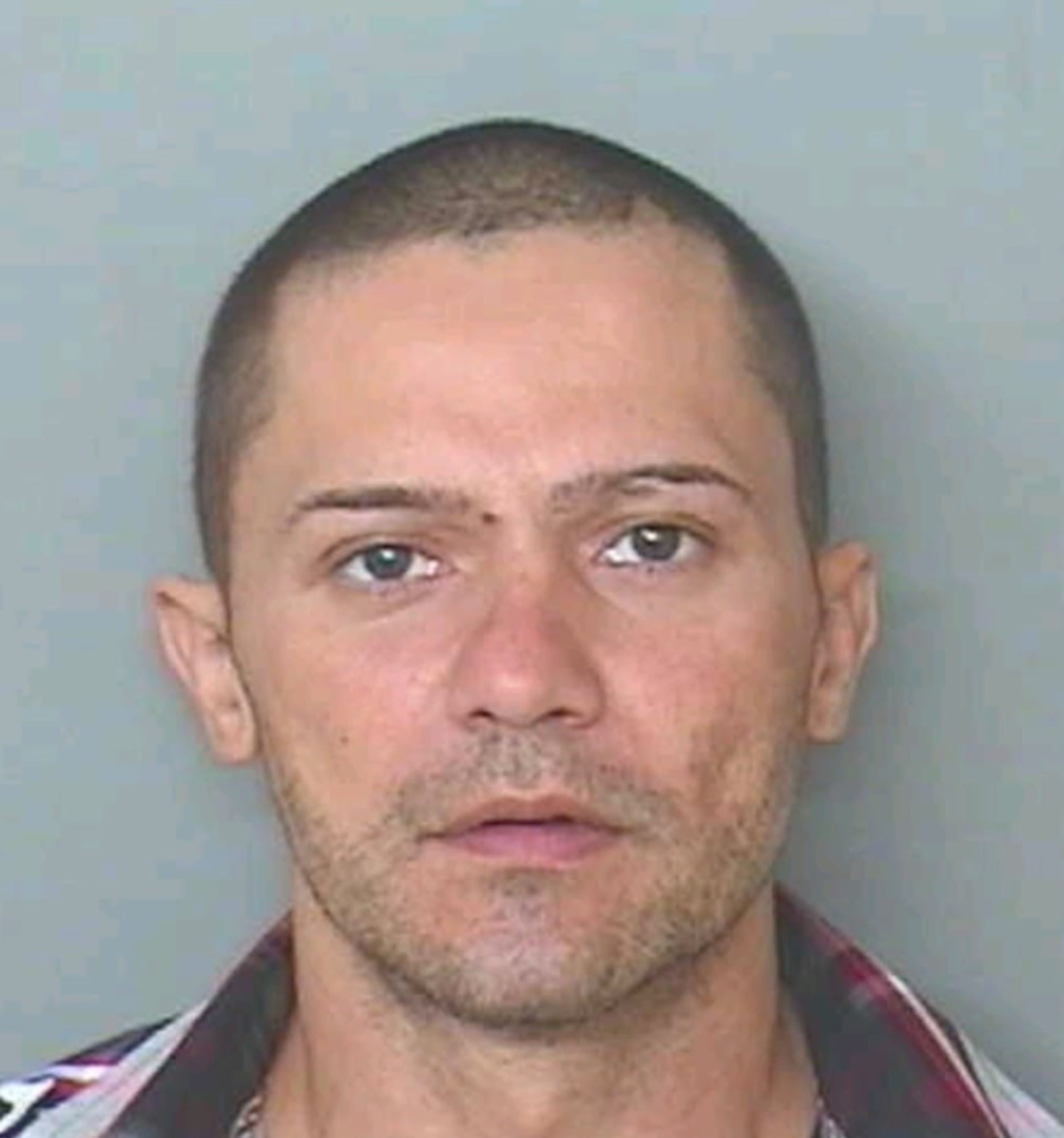 Hiram Echevarría Ríos, alias “Chucky”, tiene 52 años y reside en Añasco.