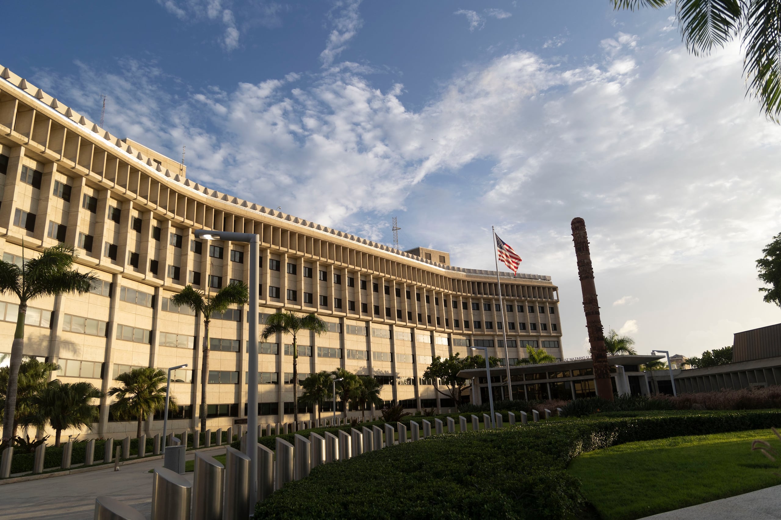 A Manfred A. Pentzke Lemus, la jueza Aida Delgado Colón también le impuso una pena de confiscación de $488,674.28, y la restitución total de $2,185,519.85.