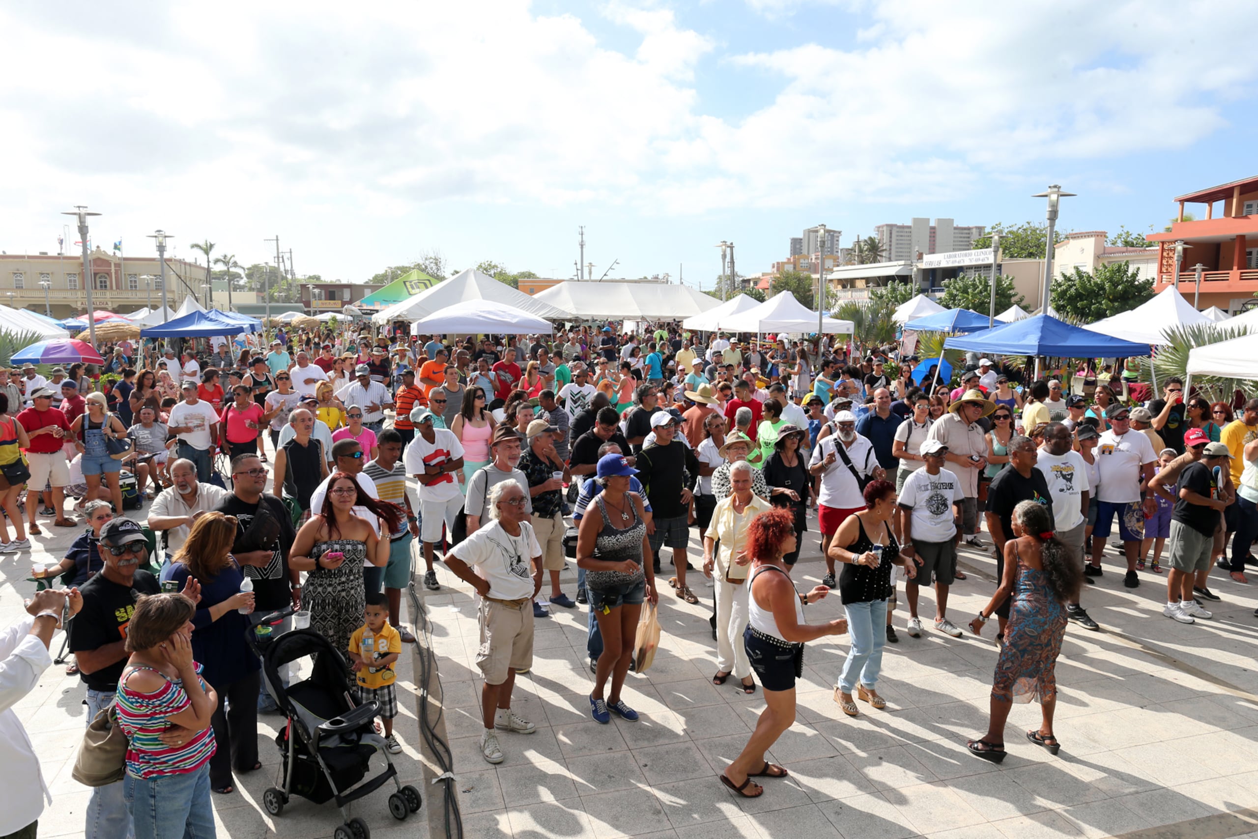 La plaza pública de Luquillo acoge una nueva edición del Festival del Tinglar.