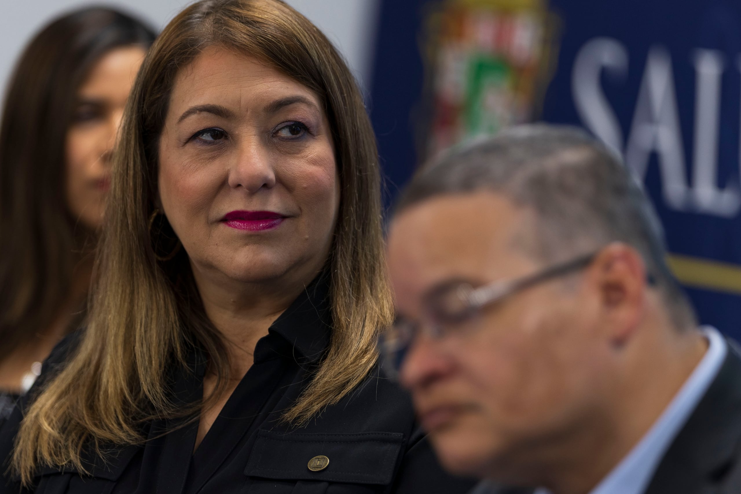 La secretaria de la Familia, Suzanne Roig en una foto de archivo junto al secretario de Salud, Víctor Ramos.