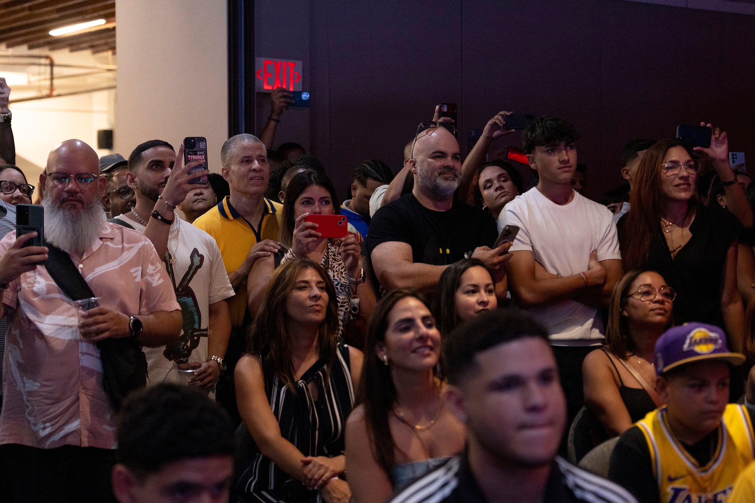Numerosos fanáticos llegaron hasta el Hipódromo Camarero, en Canóvanas, para la presentación de los Gigantes de Carolina.