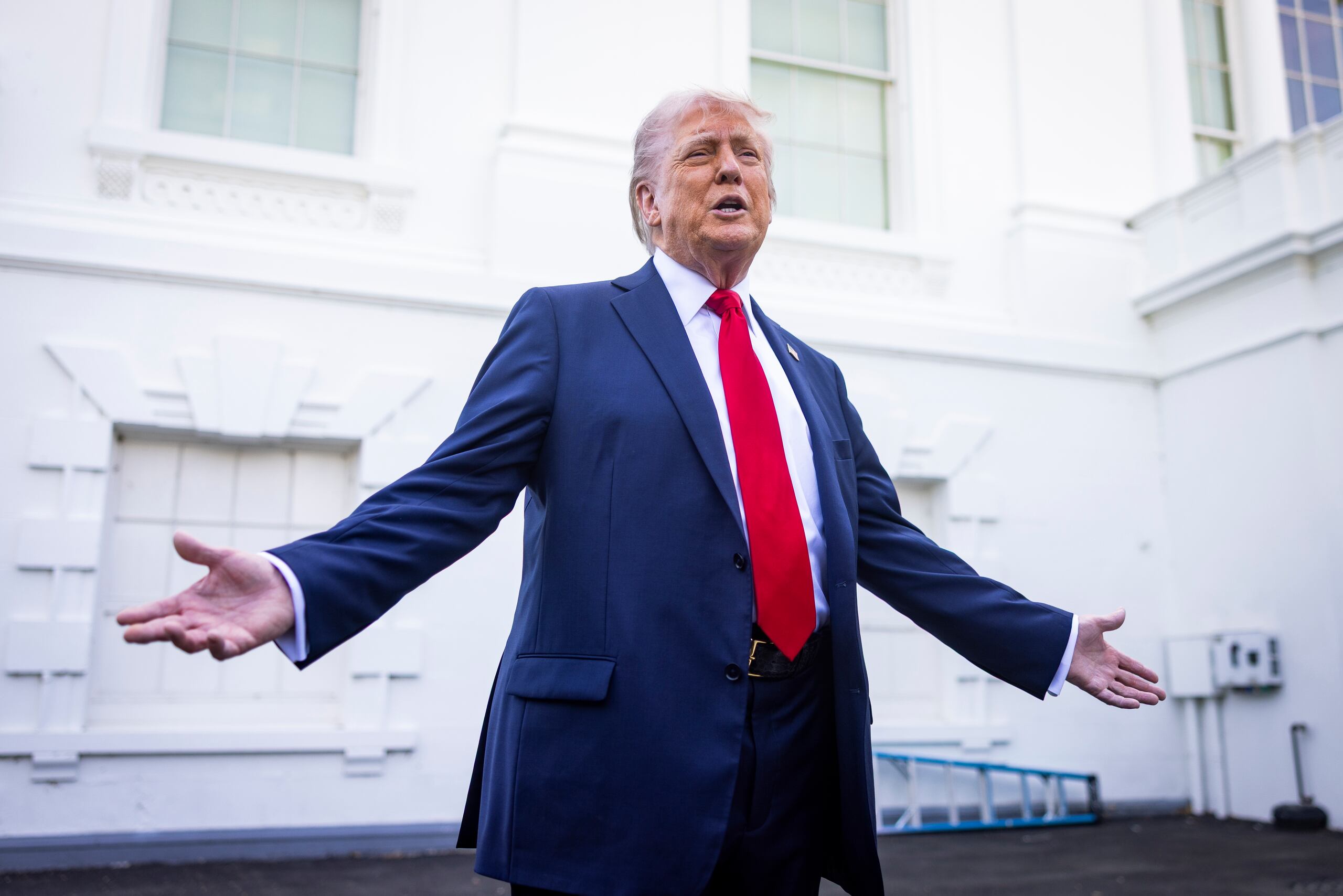 El presidente de EE.UU., Donald Trump.  (Roma) EFE/EPA/JIM LO SCALZO