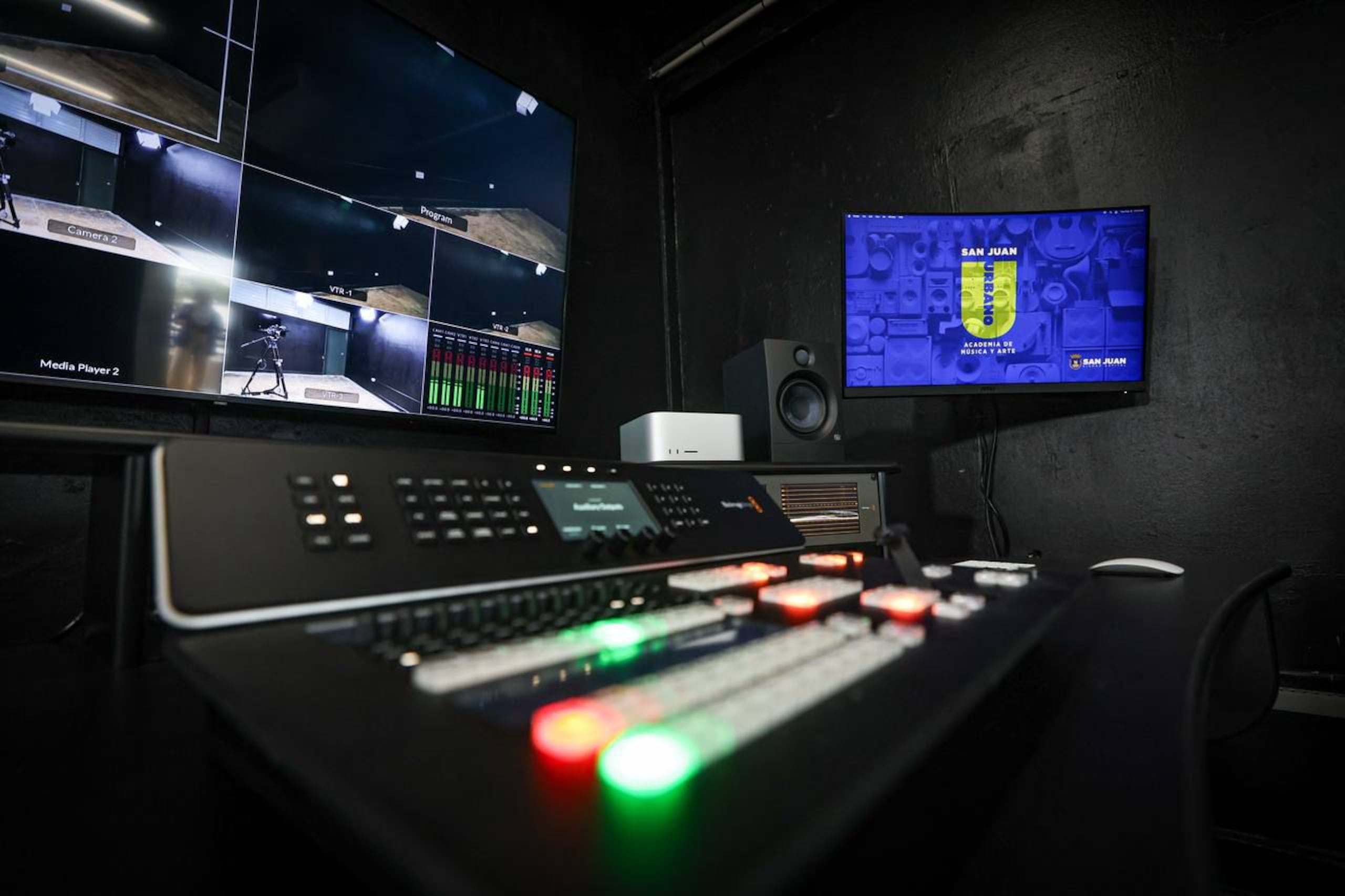 Cuenta con áreas amplias y acondicionadas.