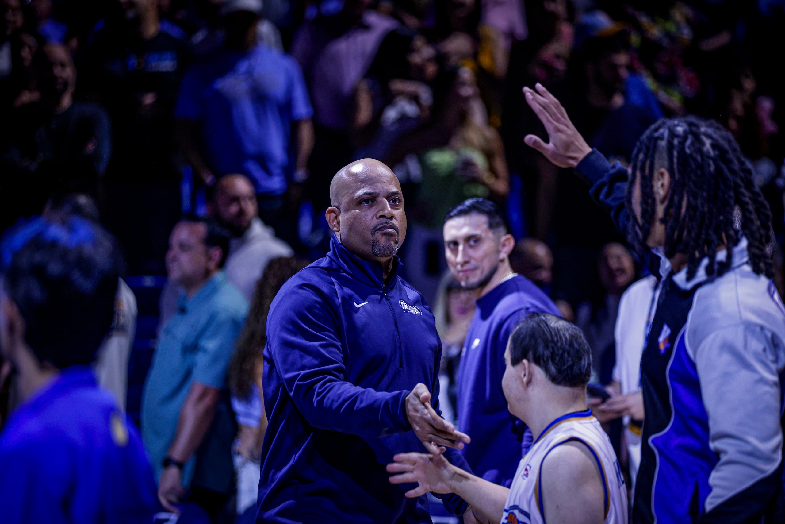 Larry Ayuso es uno de los asistentes del dirigente Christian Dalmau en los Vaqueros de Bayamón.