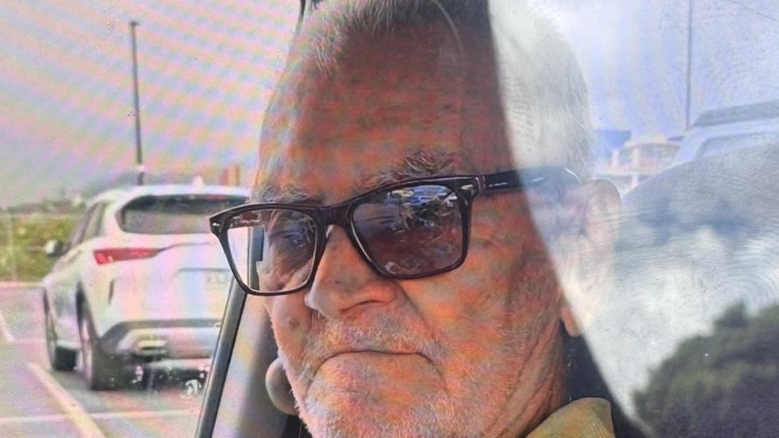 Jorge Luis Torres López de 85 años, fue visto por última vez en su residencia localizada en el kilómetro 63.2 de la carretera PR-149, del barrio Guayabal, en Juana Díaz.