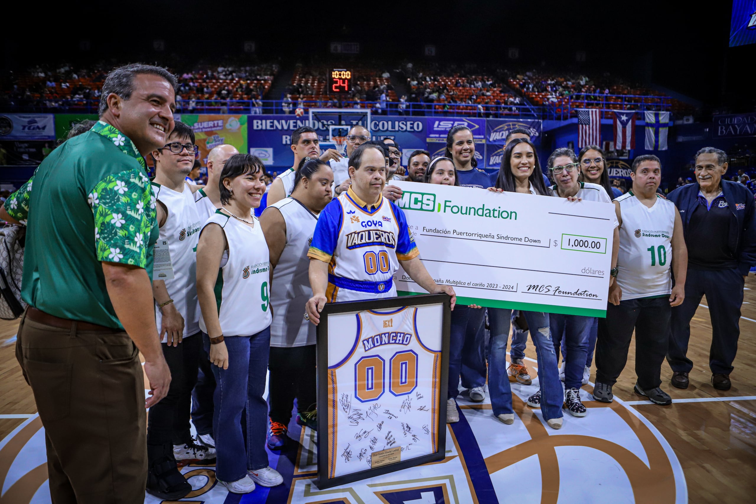 Aprovechando el reconocimiento de Moncho Loubriel, MSC hizo una aportación de $1000.00 a la Fundación Puertorriqueña de Síndrome de Down.
