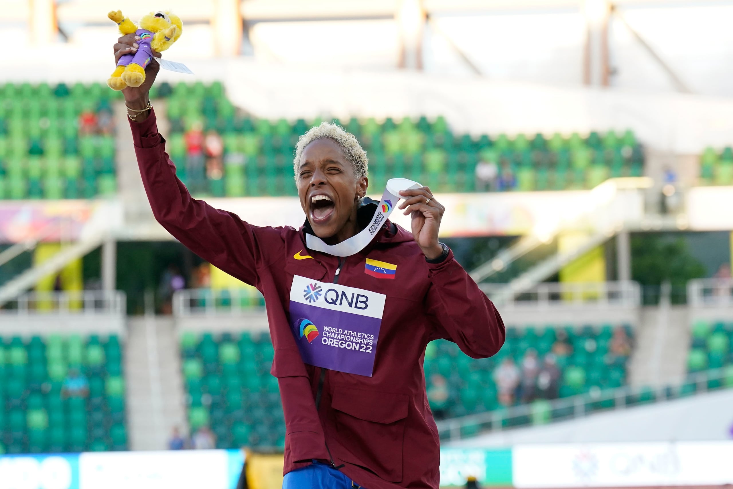 Yulimar Rojas es una tres veces medallista mundial y dos veces medallista olímpica.