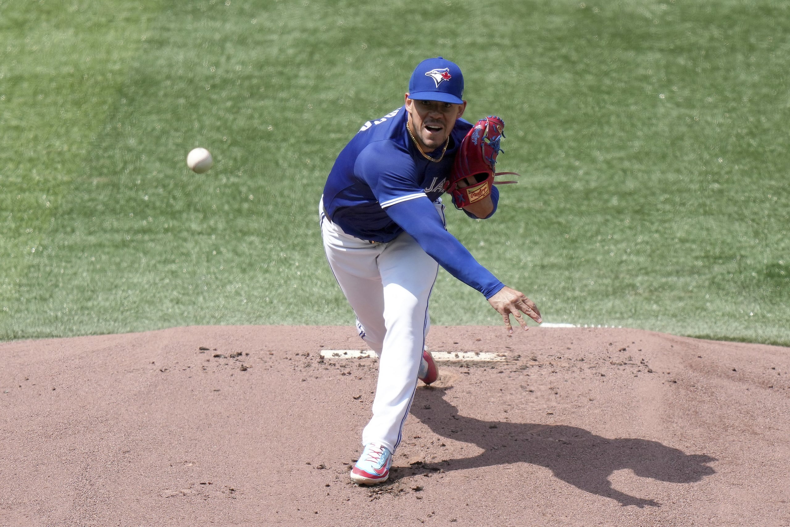 José Berríos logró su sexta victoria de la temporada.