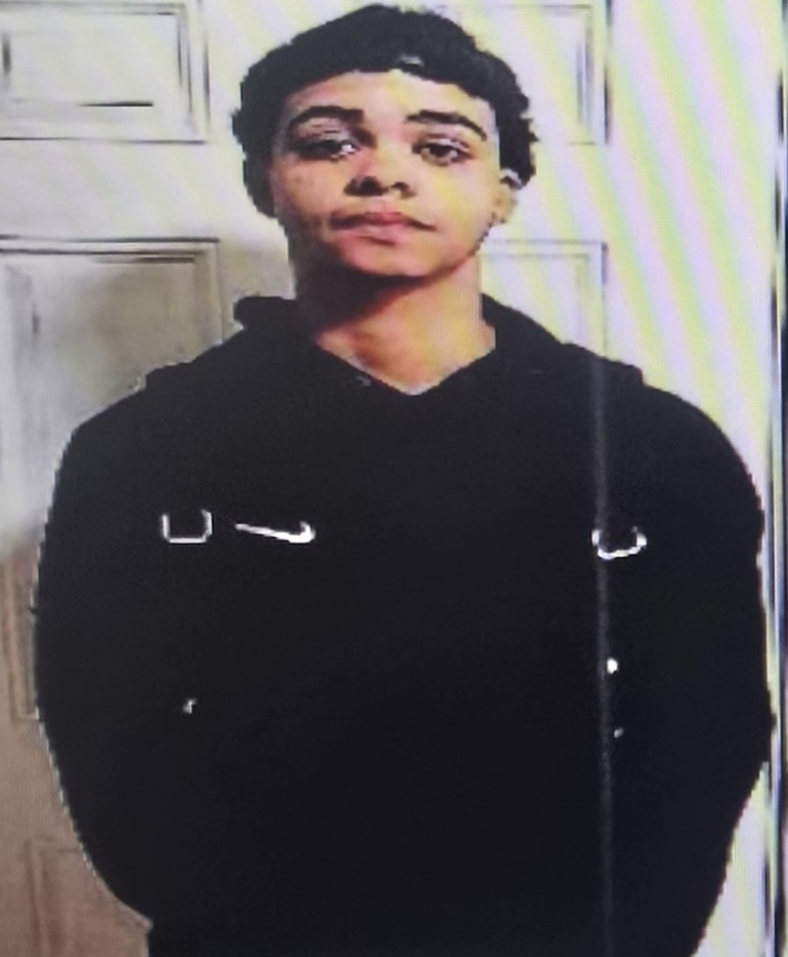 Yomar Enrique Santiago Ayala, de 17 años, fue visto por última vez el 12 de septiembre, en la calle Lirios del sector Breñas, en Vega Alta.