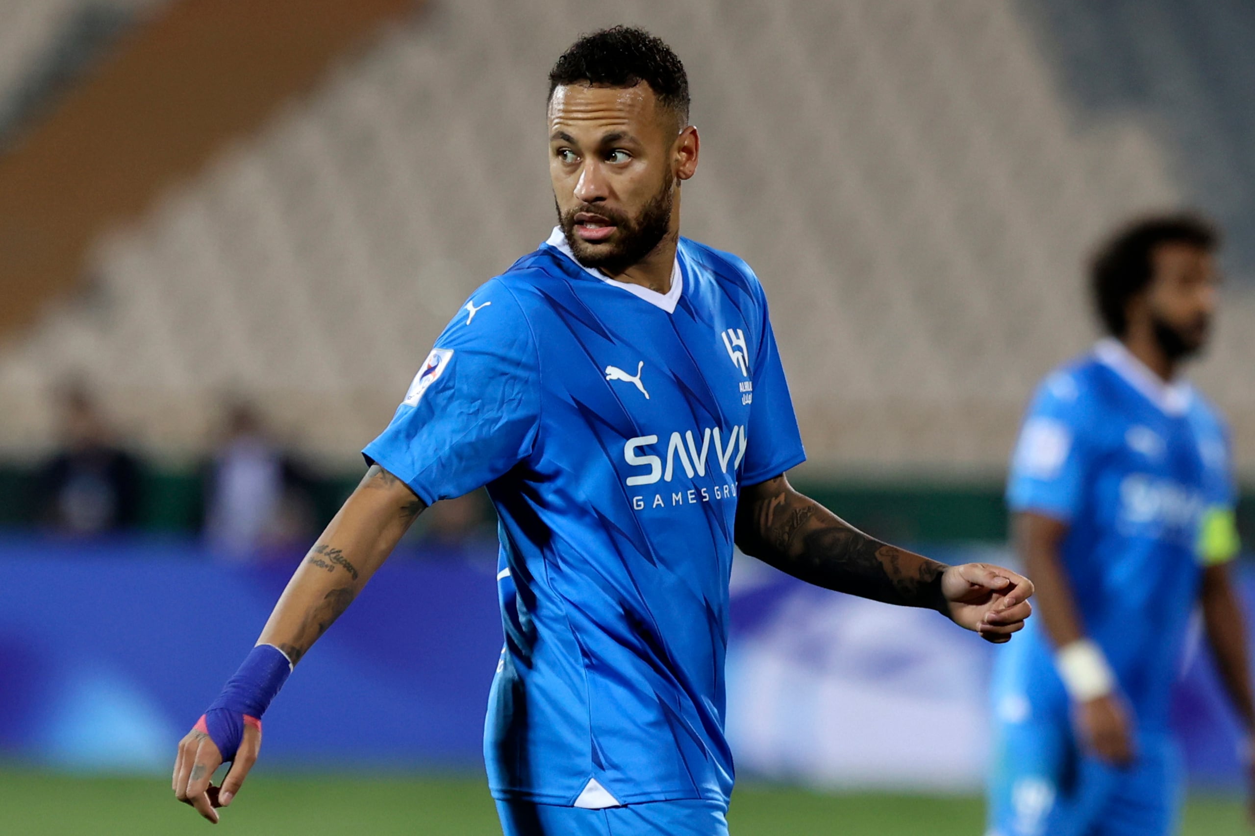El delantero brasileño Neymar del club saudí Al Hilal durante el partido contra el Nassaji Mazandaran de Irán en la Liga de Campeones de Asia.