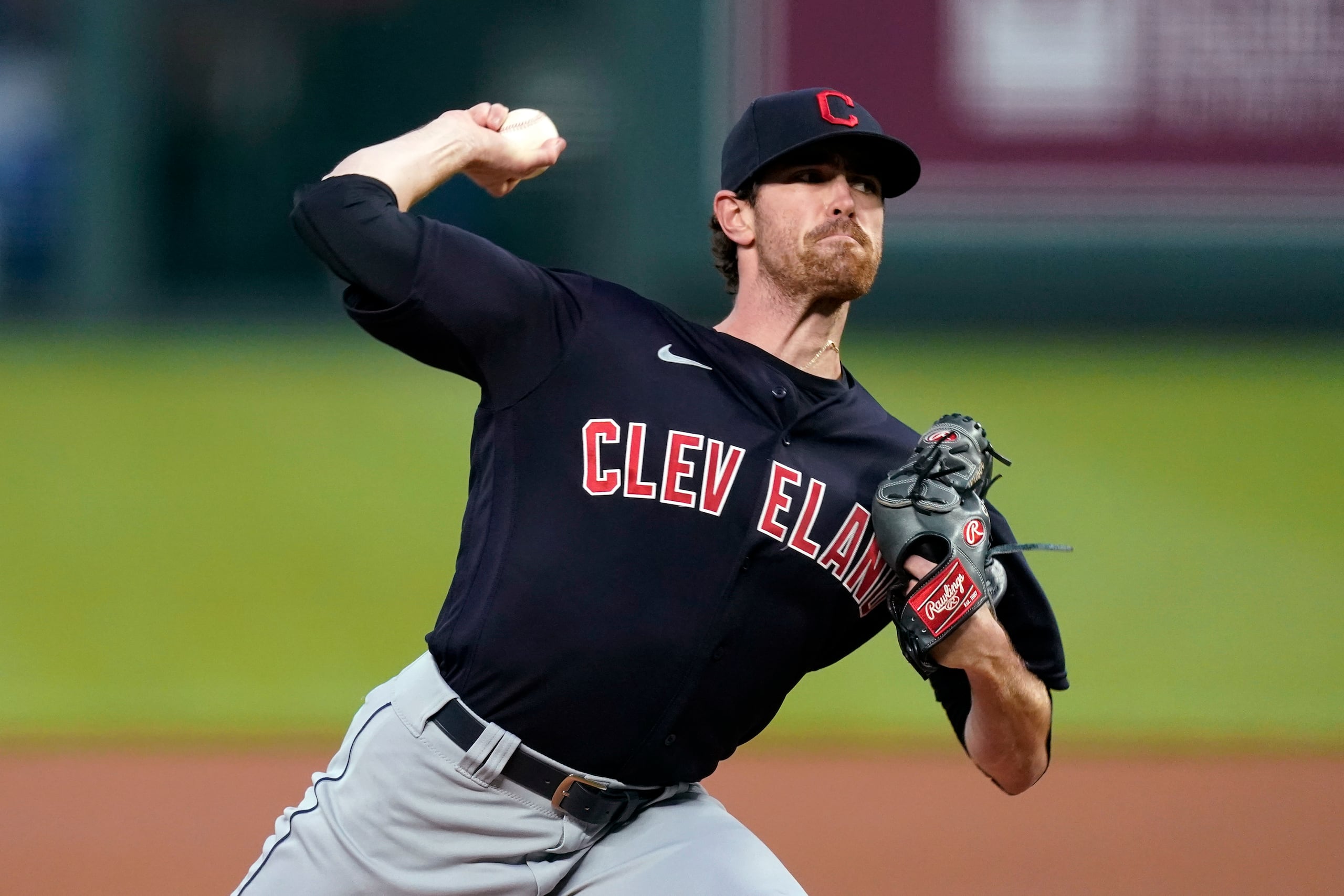 Bieber ha pasado toda su carrera en Cleveland, donde ganó el premio Cy Young de la Liga Americana en 2020.