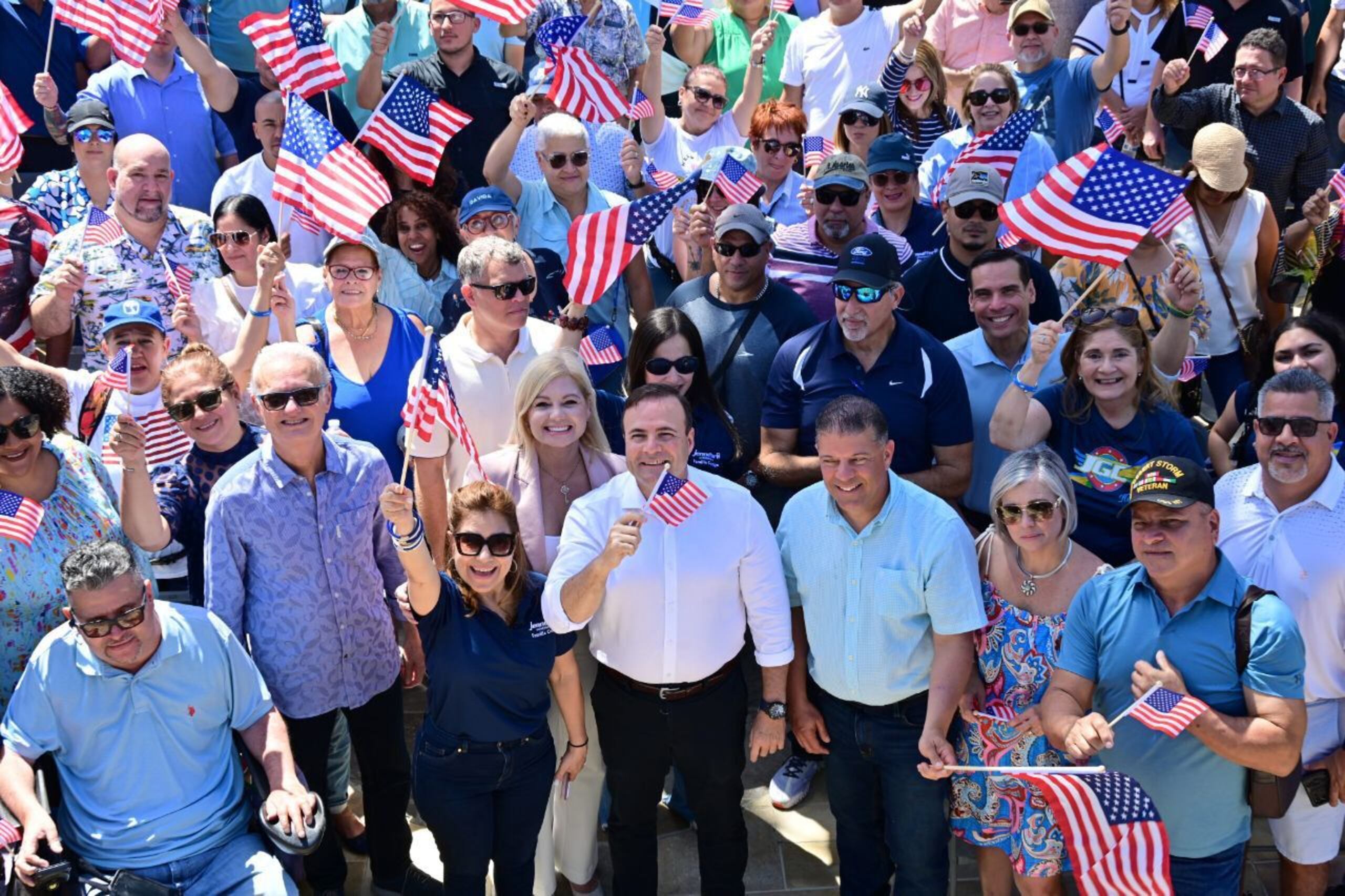 El acto de conmemoración se realizó frente al Monumento de la Recordación en el lado sur de El Capitolio, precisamente en honor de los soldados puertorriqueños, miembros de las Fuerzas Armadas de los Estados Unidos que han fallecido en batalla.