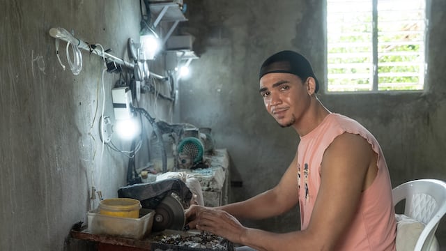 El abandono escolar se triplica en los jóvenes con menos ingresos, según la UNESCO