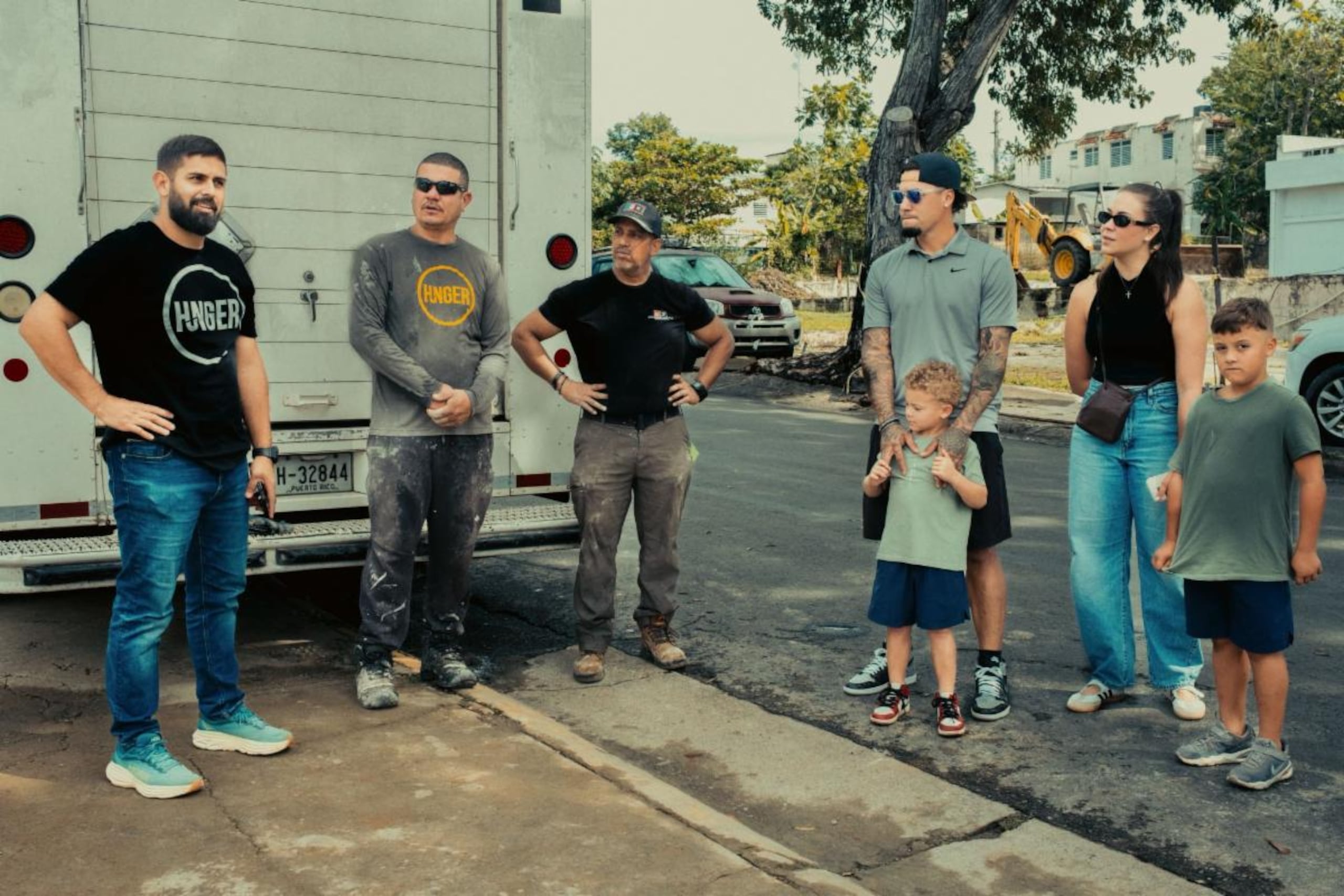 JAVY BÁEZ Y SU FAMILIA INICIAN TRABAJOS DE SU FUNDACIÓN JUNTO A HUNGER CORP.