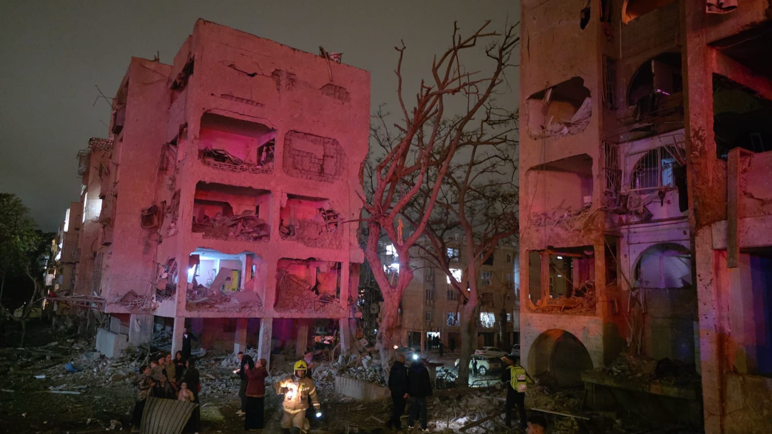 Según el centro médico Soroka, en Beersheva, hasta el momento 68 personas heridas fueron trasladadas a emergencias, de ellas 10 en estado grave y 11 con heridas moderadas.