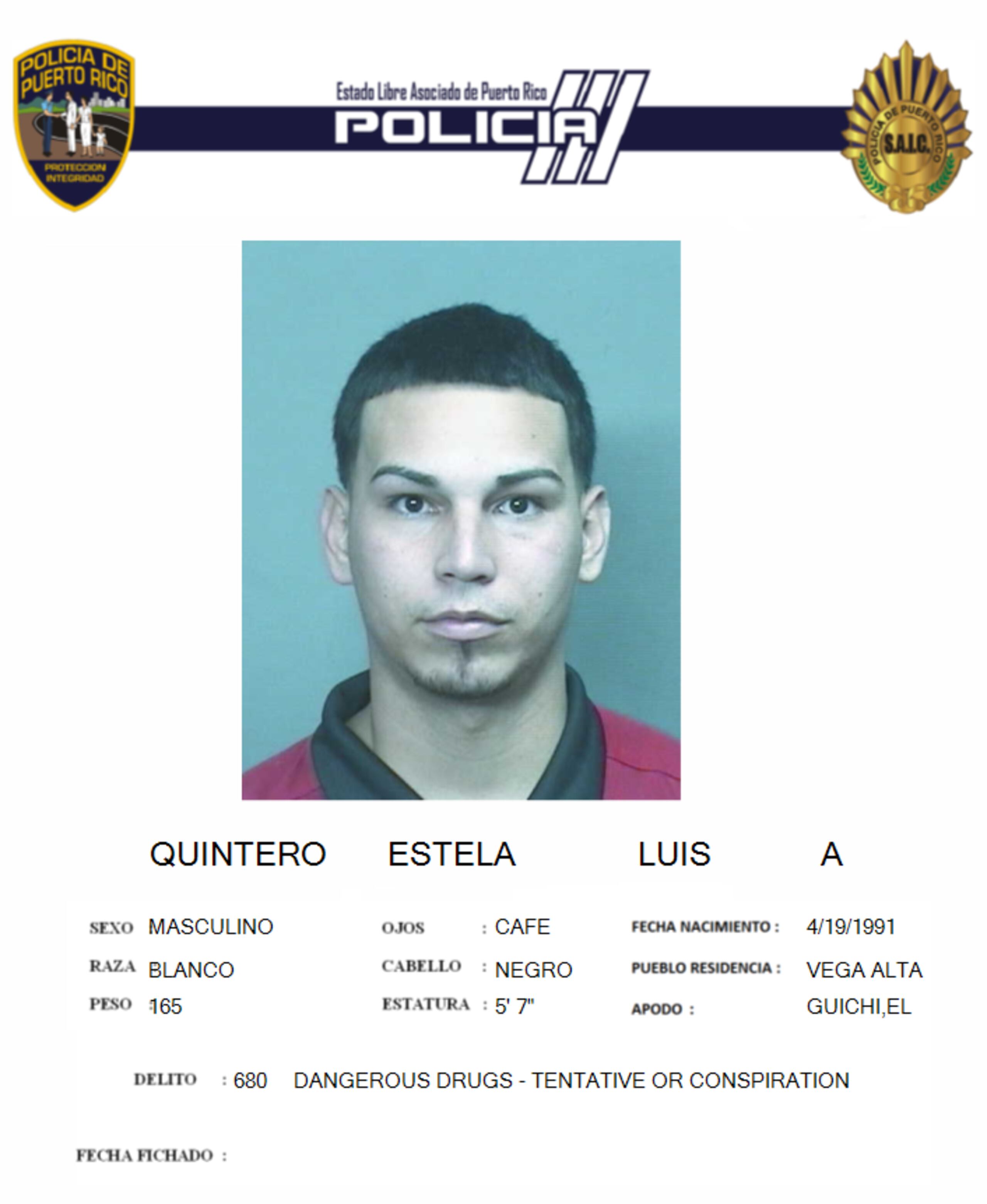 Luis A. Quintero Estela, se encuentra fugitivo tras ser acusado en ausencia por un asesinato ocurrido en un bar de Vega Alta.