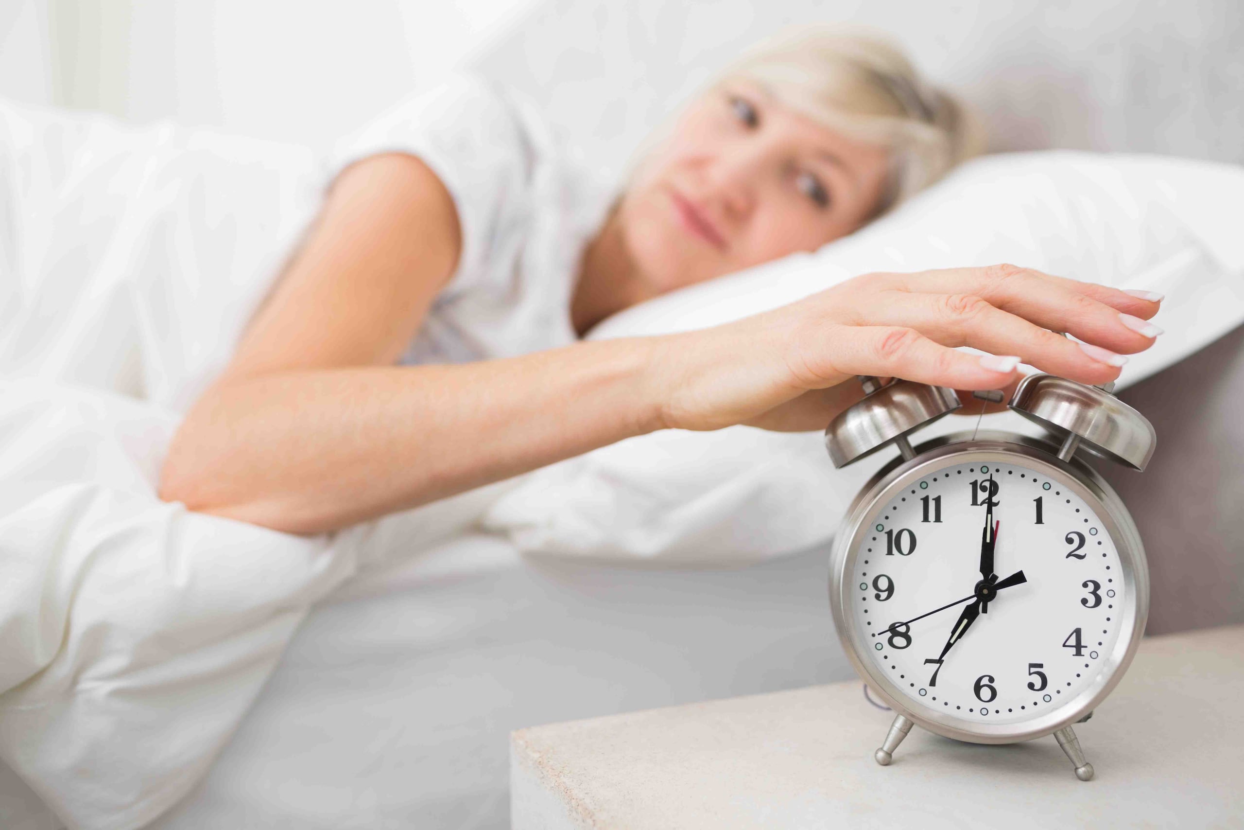 Lo ideal es recuperar esa energía durmiendo tus ocho horas cada noche. (Shutterstock.com)