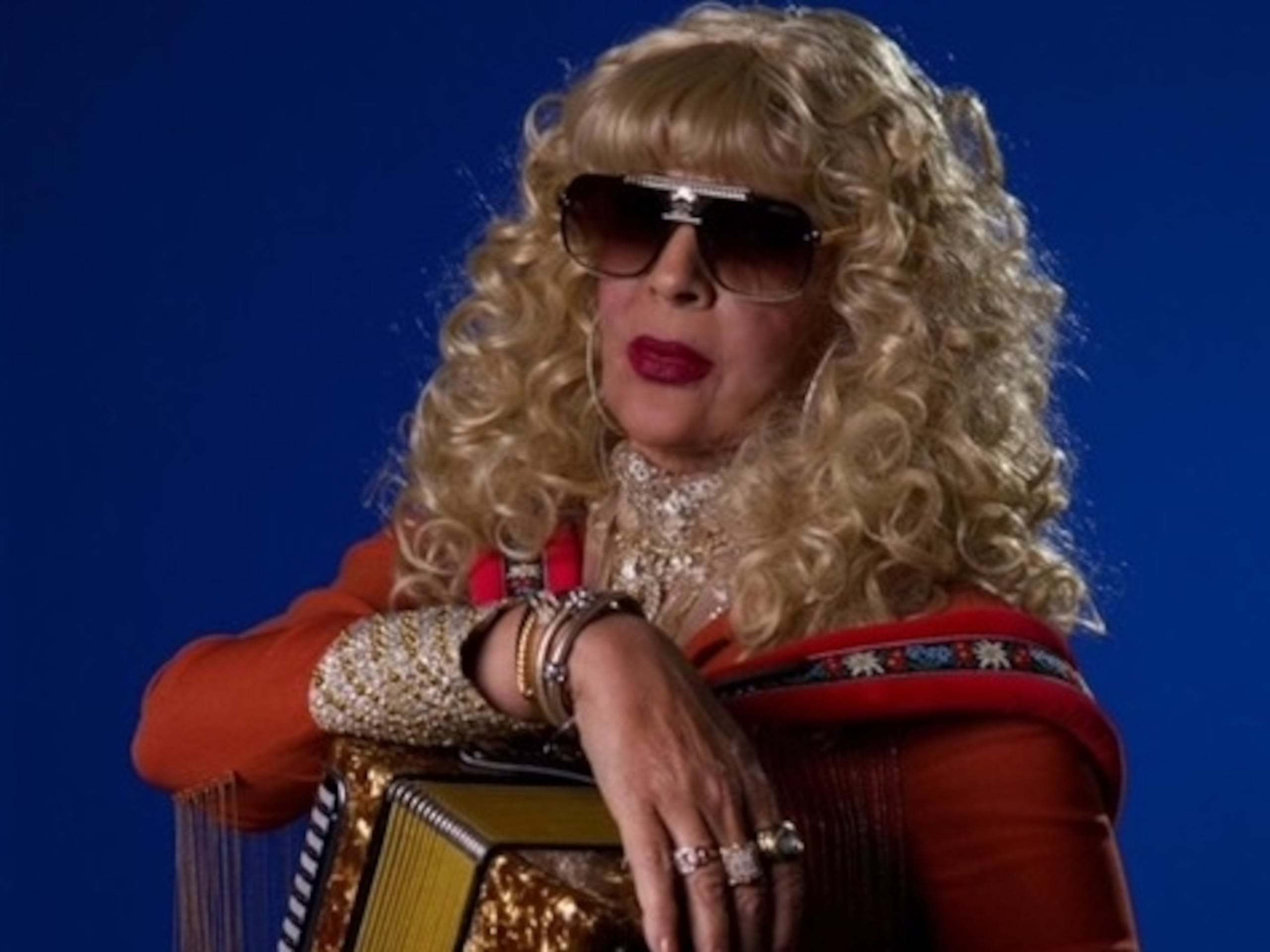 Fefita La Grande llegará con su acordeón a poner a bailar a los boricuas el próximo 28 de febrero.