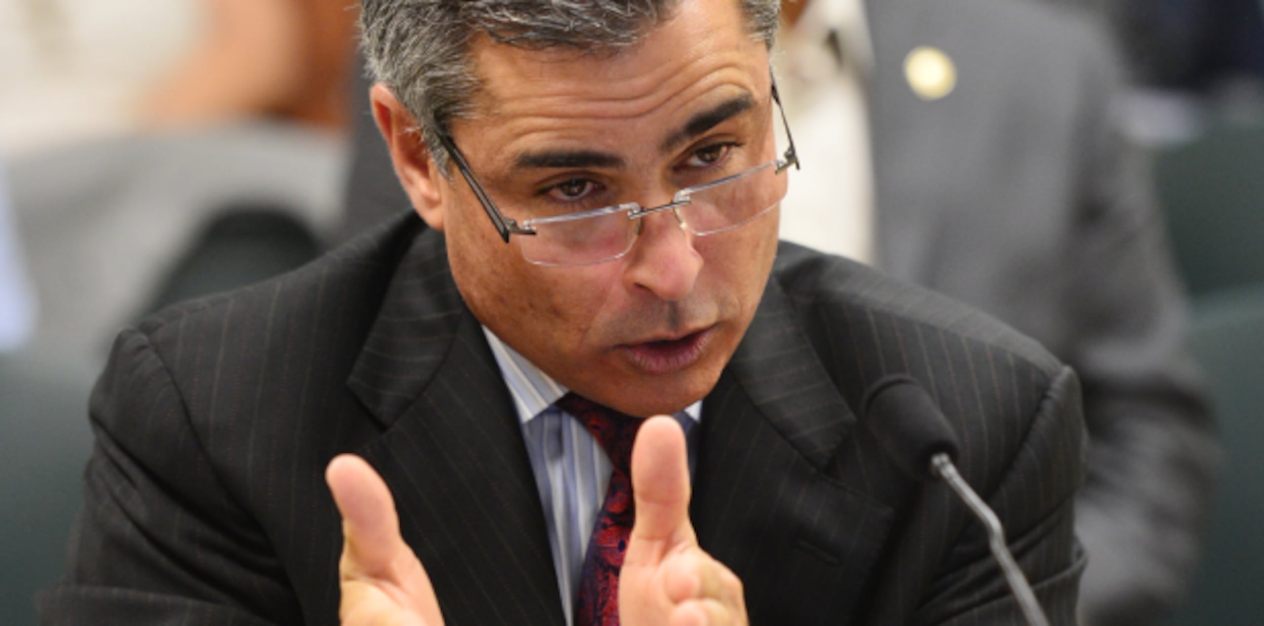 El productor José Dueño, miembro fundador del Colegio, defendió la labor de esa entidad, pero sostuvo que la colegiación debe ser voluntaria. (Archivo)