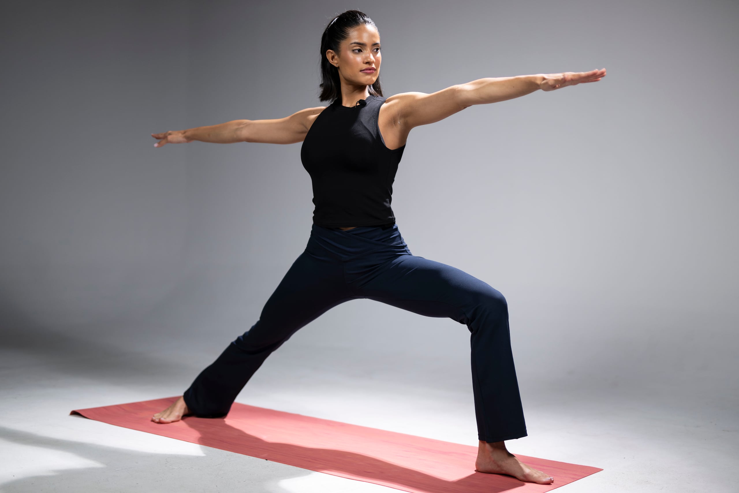 Se interesó en el yoga mientras cursaba estudios universitarios.